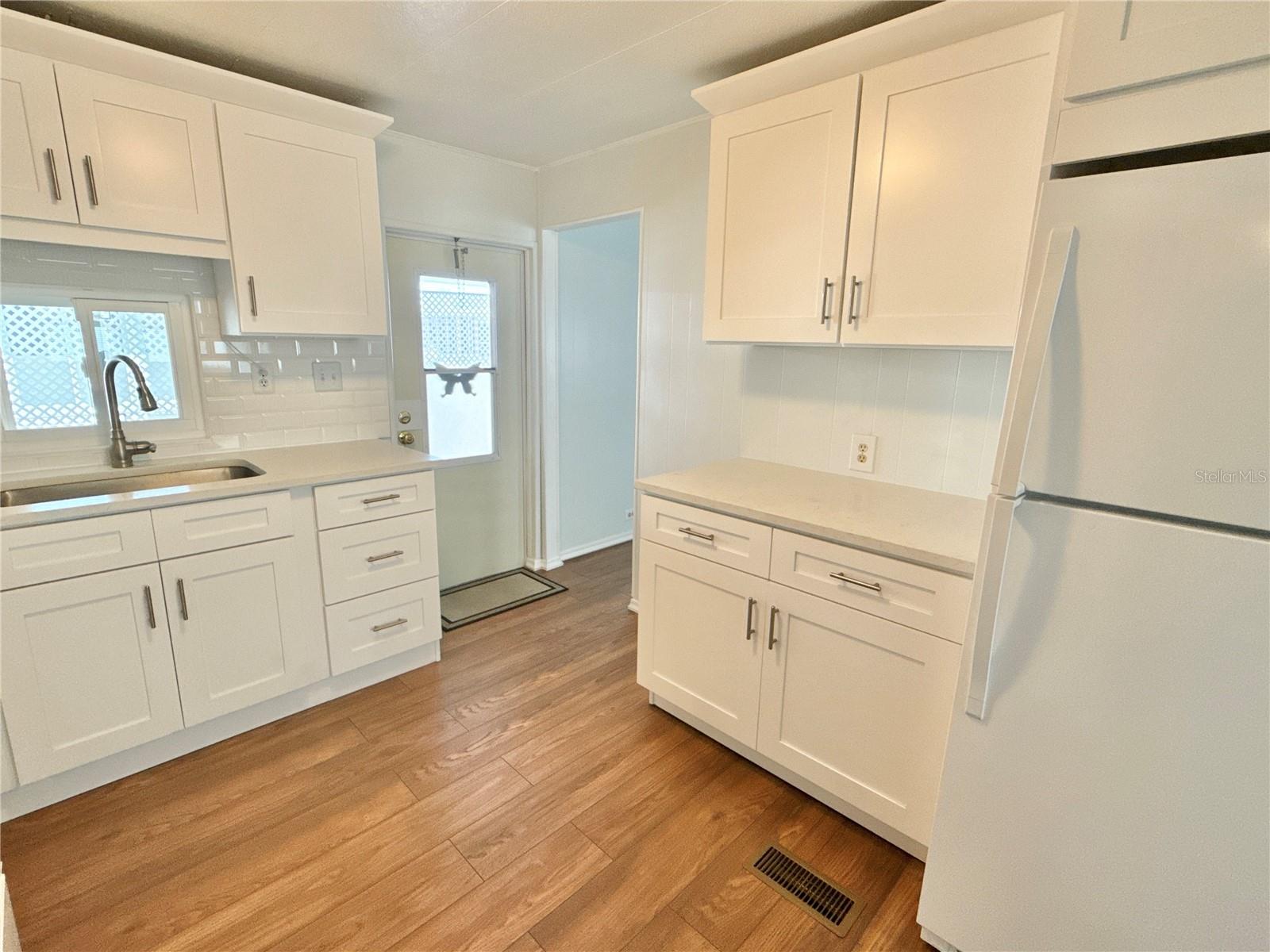 678 MOUNT MADISON AVENUE NE 661