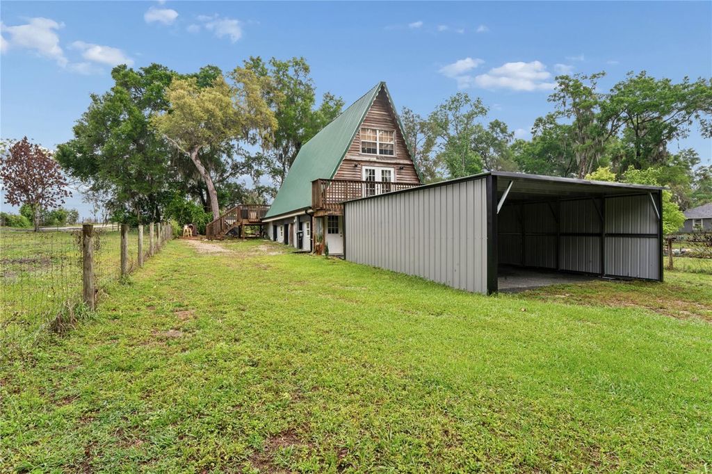 Photo of 9366 Cr 649, Bushnell, FL 33513 (MLS # TB8494778)