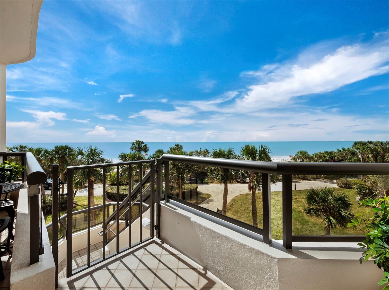 L AMBIANCE 1 - Residential