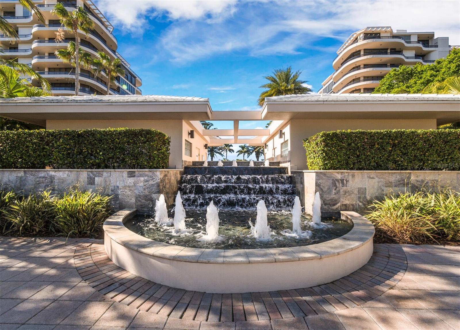 L AMBIANCE 1 - Residential