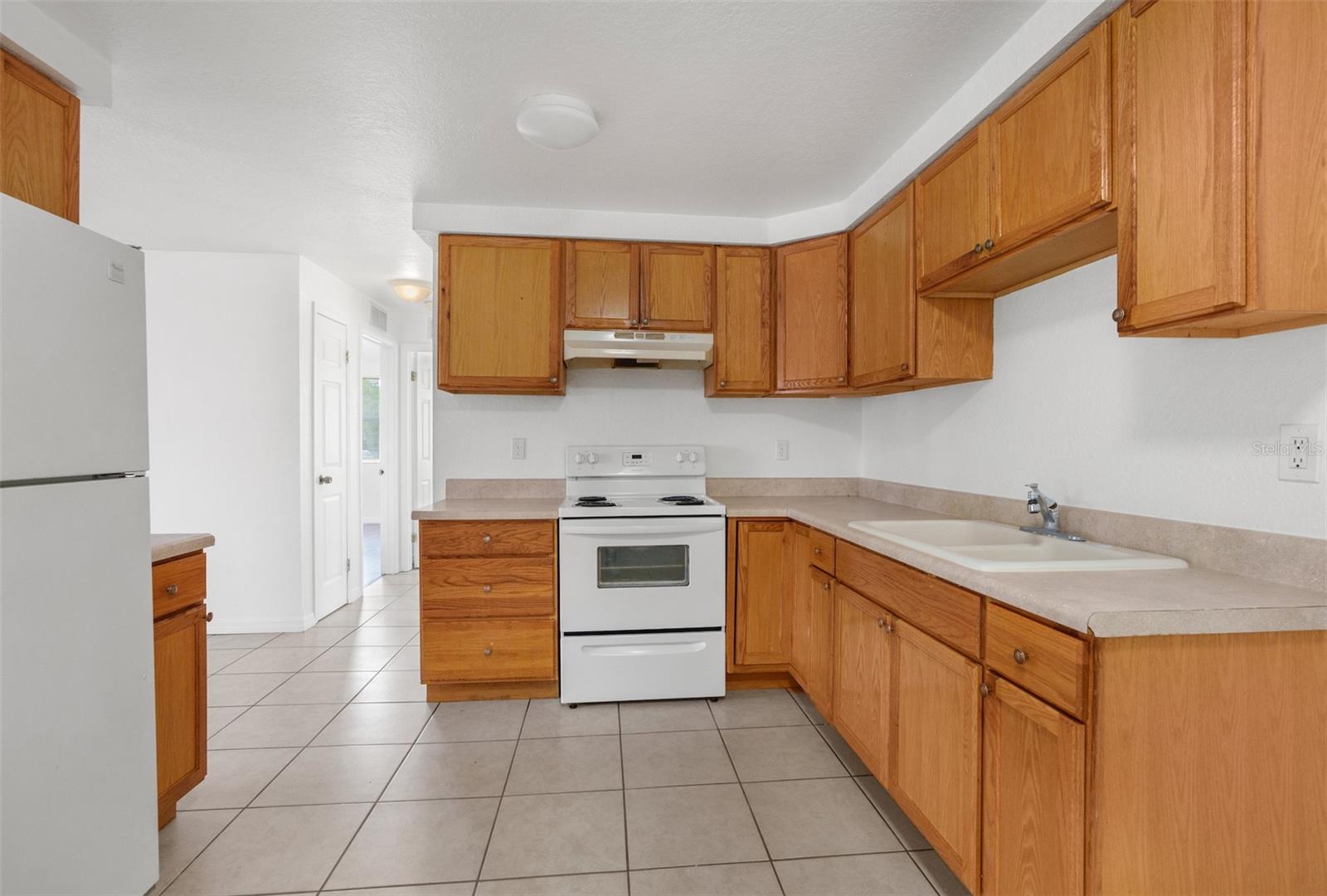 SPRING HILL - Residential