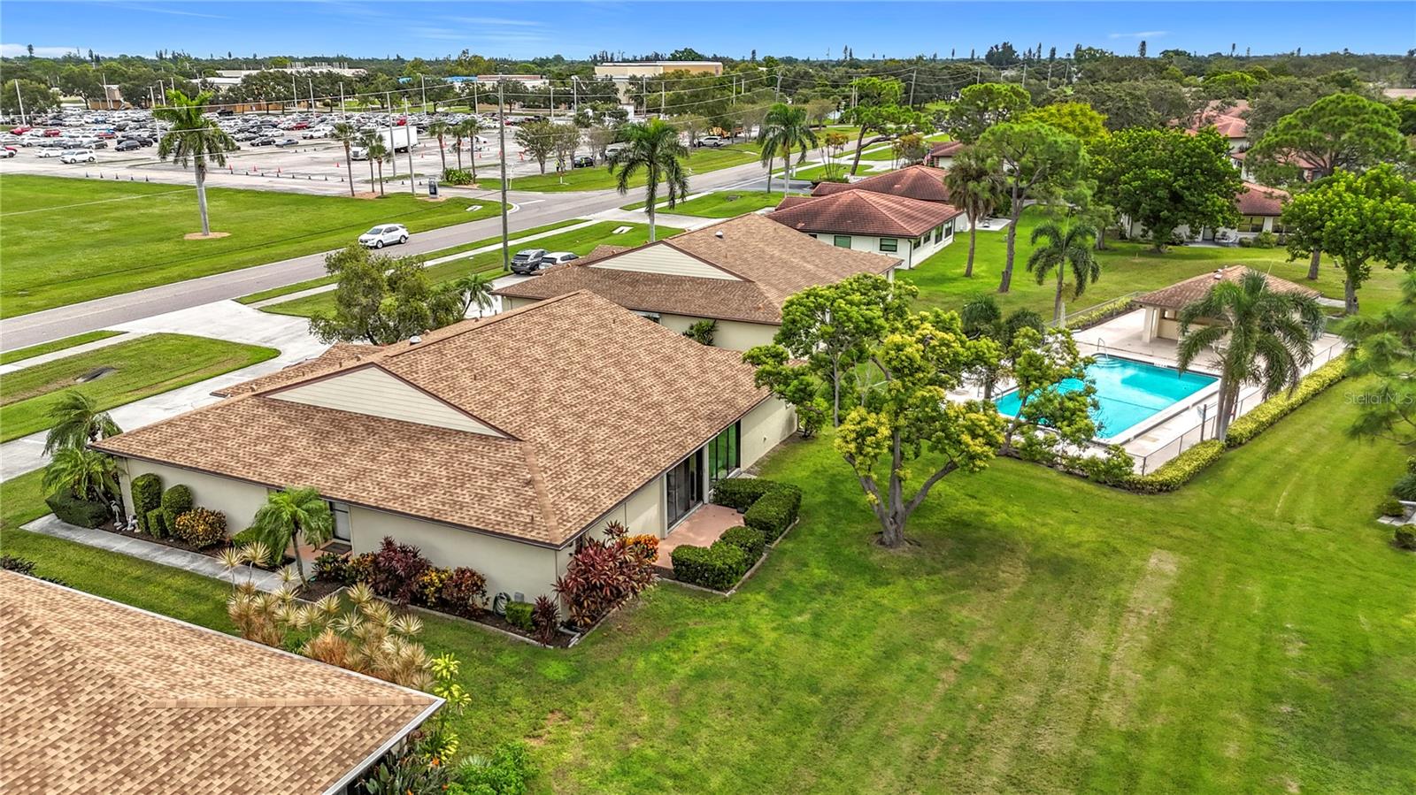 VIVIENDA AT BRADENTON II - Residential