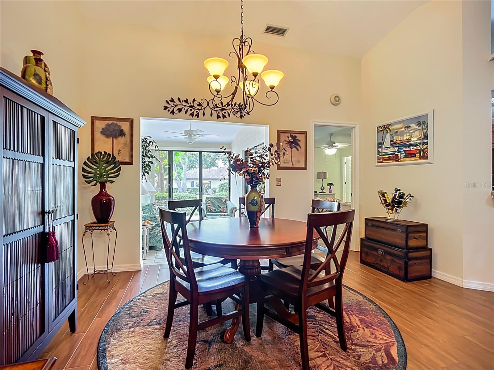 VIVIENDA AT BRADENTON II - Residential