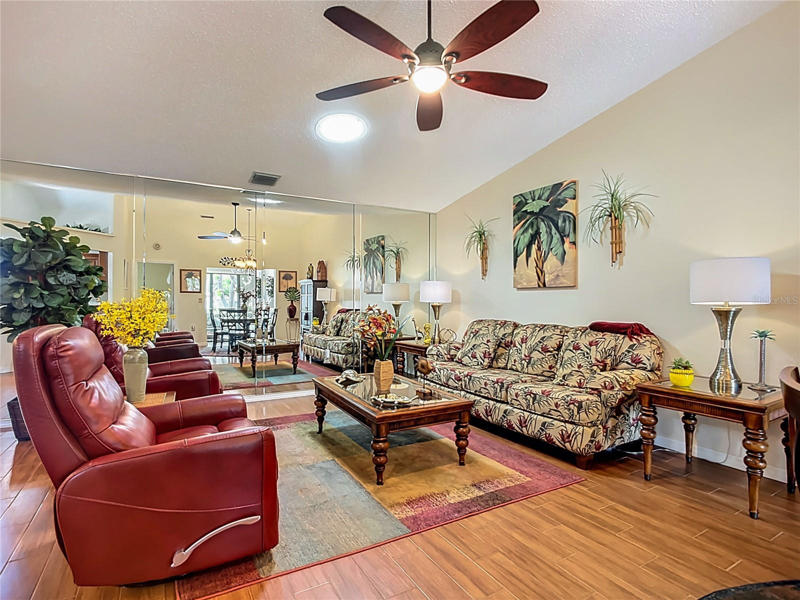 VIVIENDA AT BRADENTON II - Residential