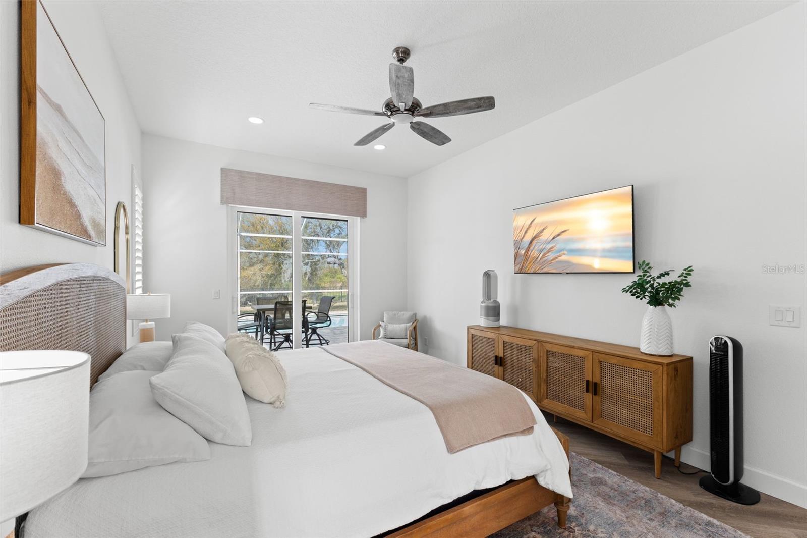 WHITCOMB PLACE - Residential