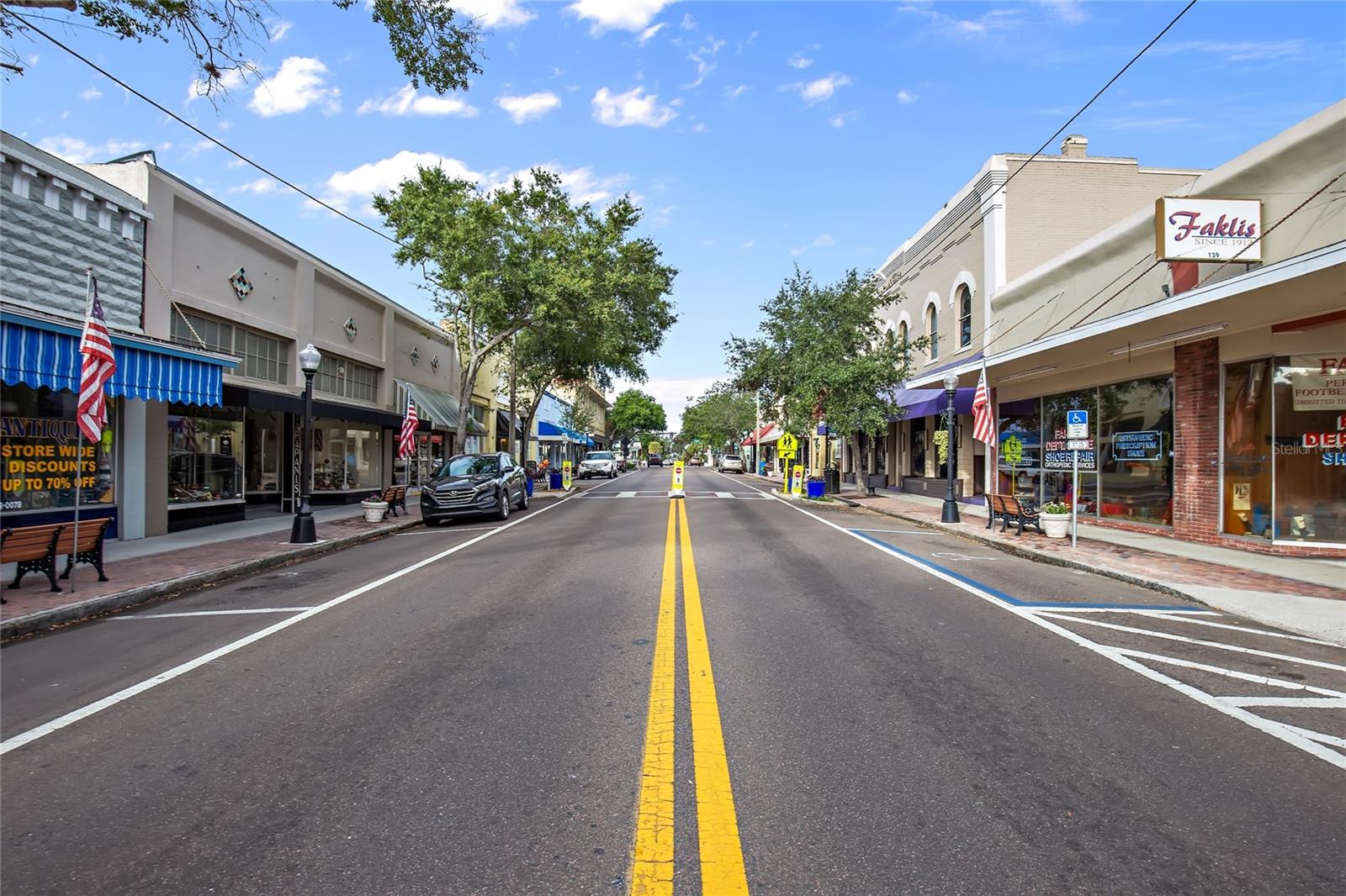 WHITCOMB PLACE - Residential