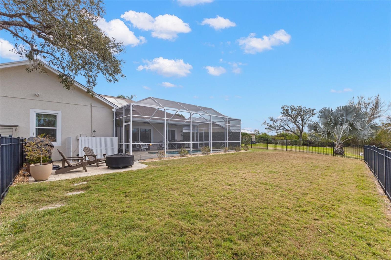 WHITCOMB PLACE - Residential