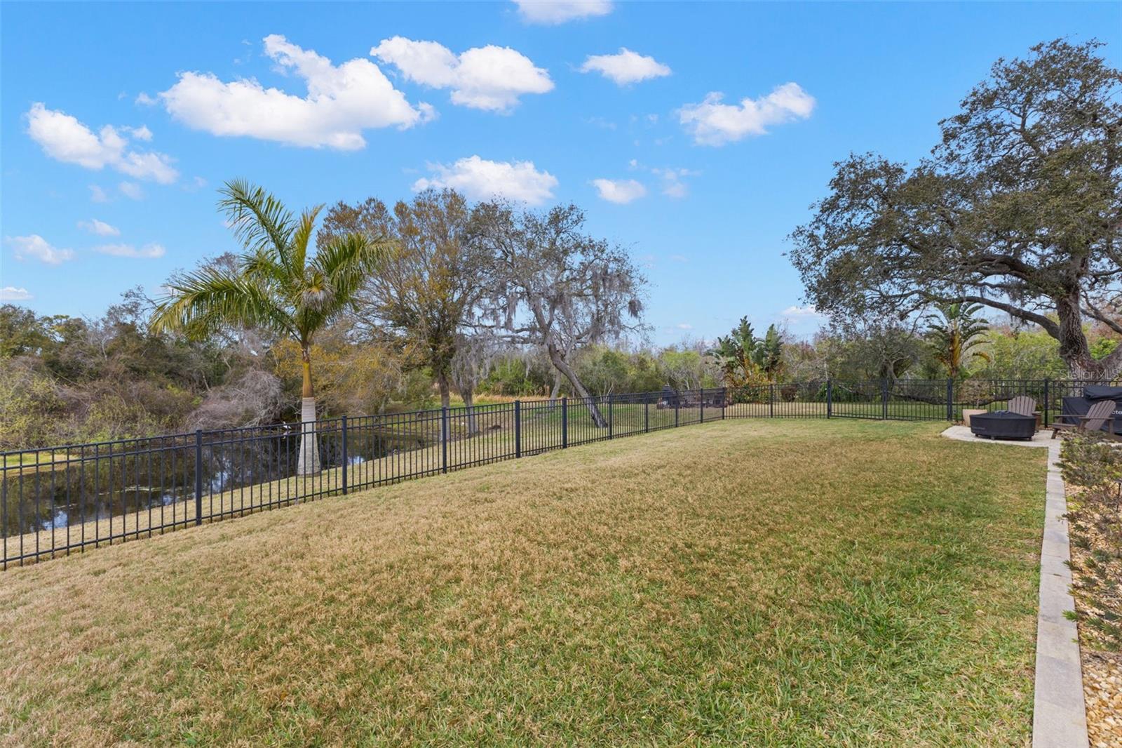 WHITCOMB PLACE - Residential