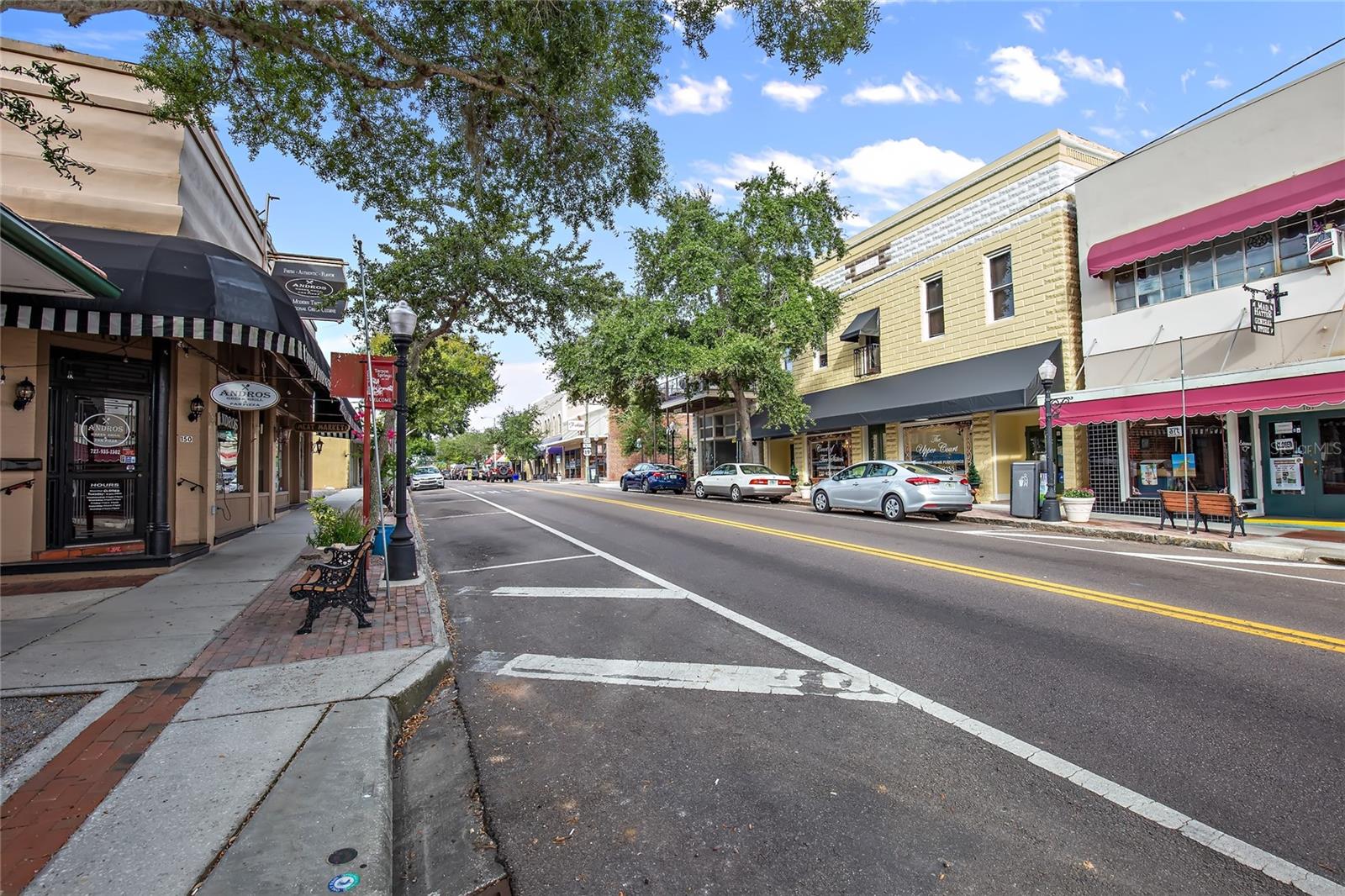 WHITCOMB PLACE - Residential
