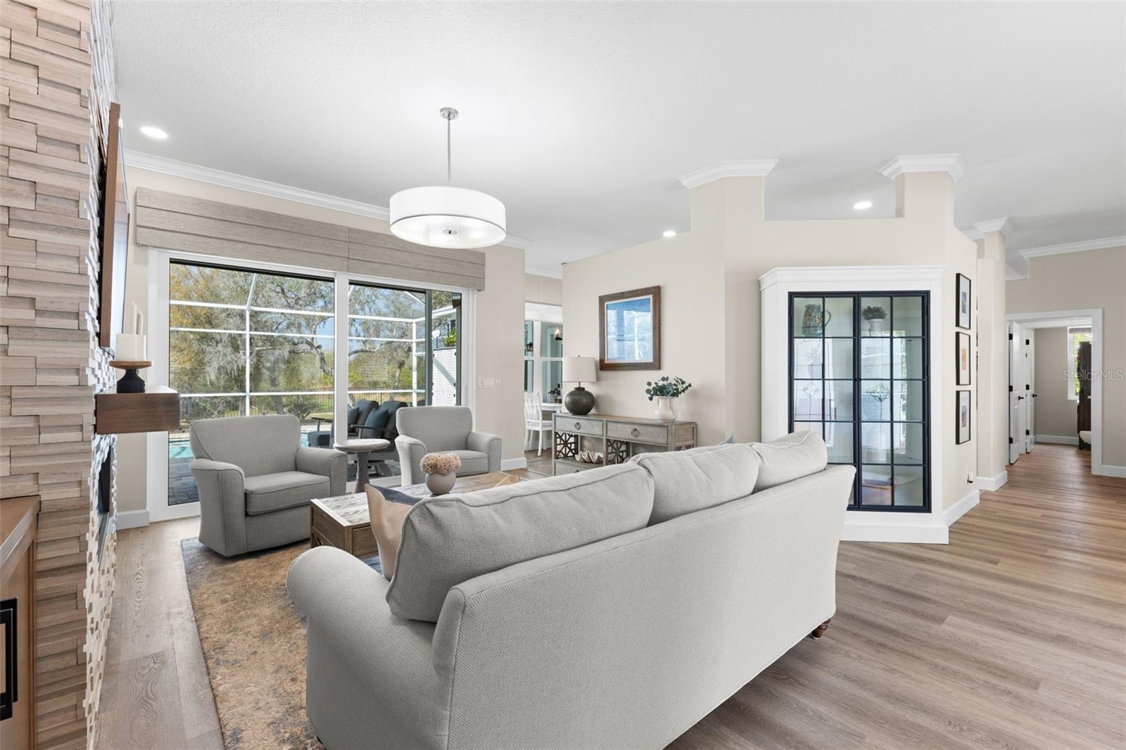 WHITCOMB PLACE - Residential