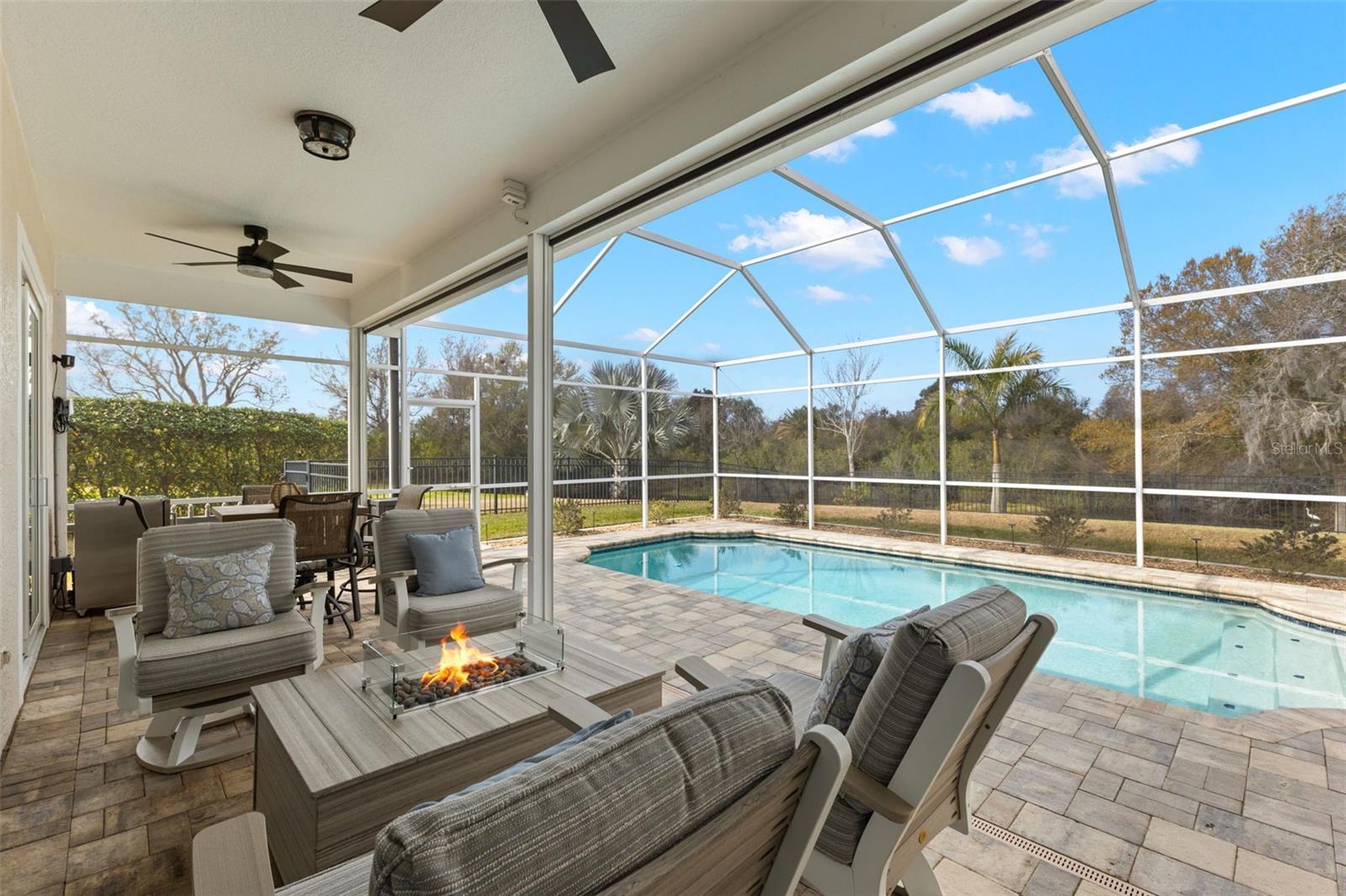 WHITCOMB PLACE - Residential