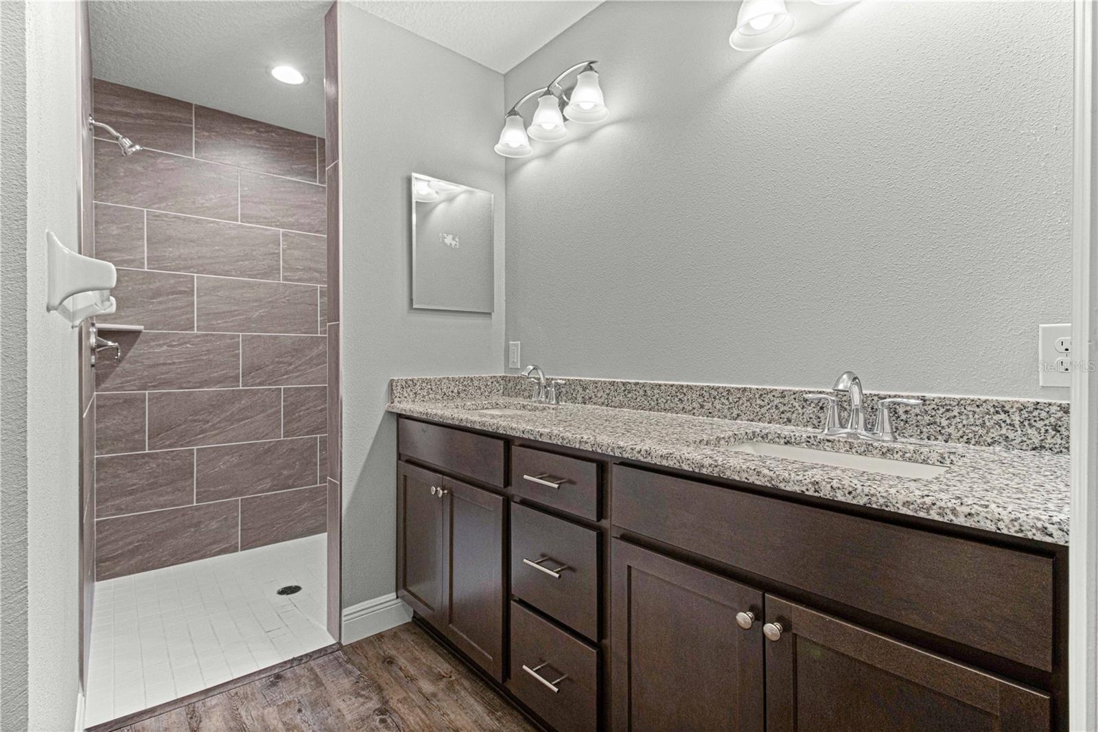 ORANGE BLOSSOM HILLS UN 10 - Residential