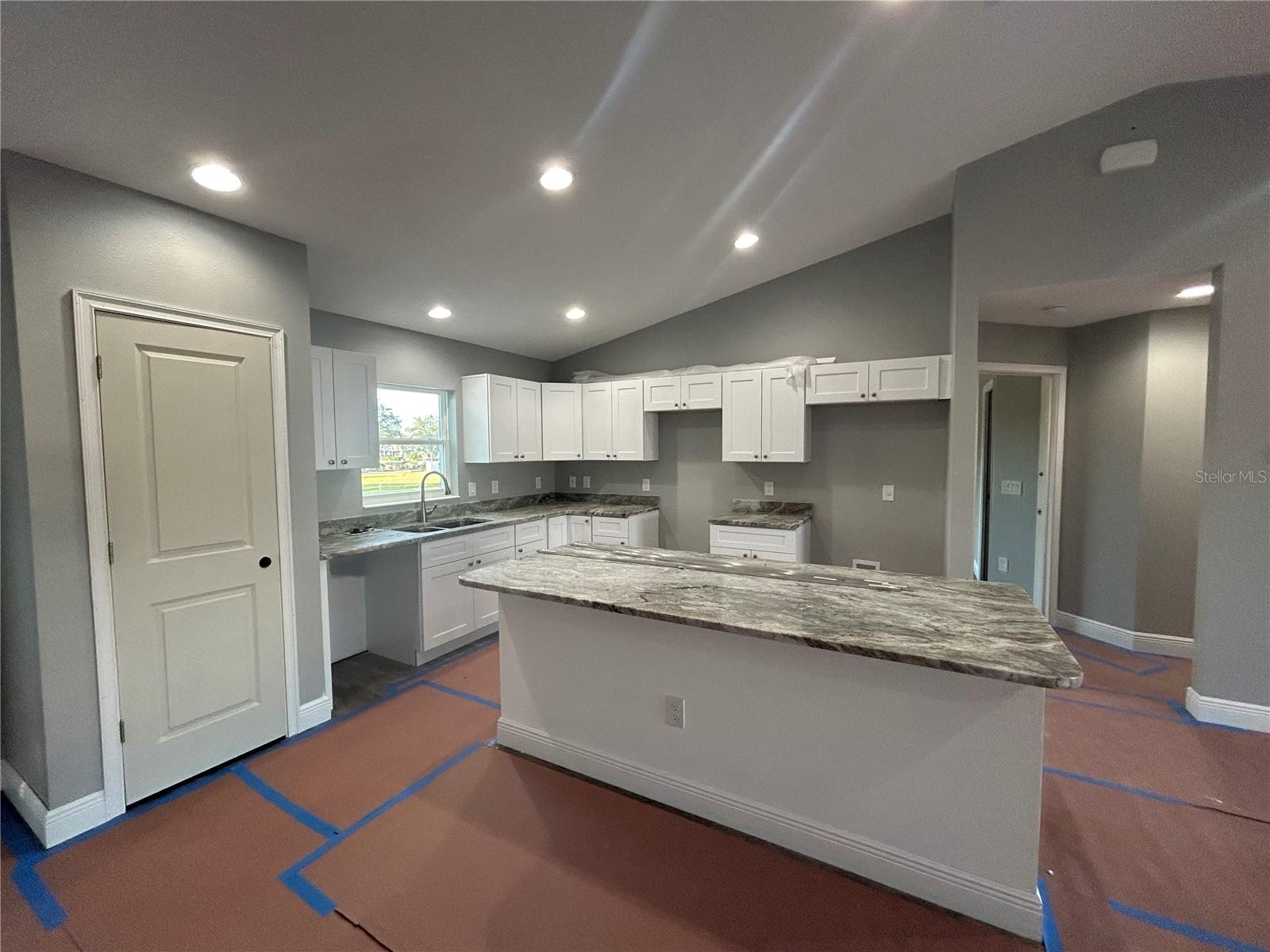 ORANGE BLOSSOM HILLS UN 10 - Residential