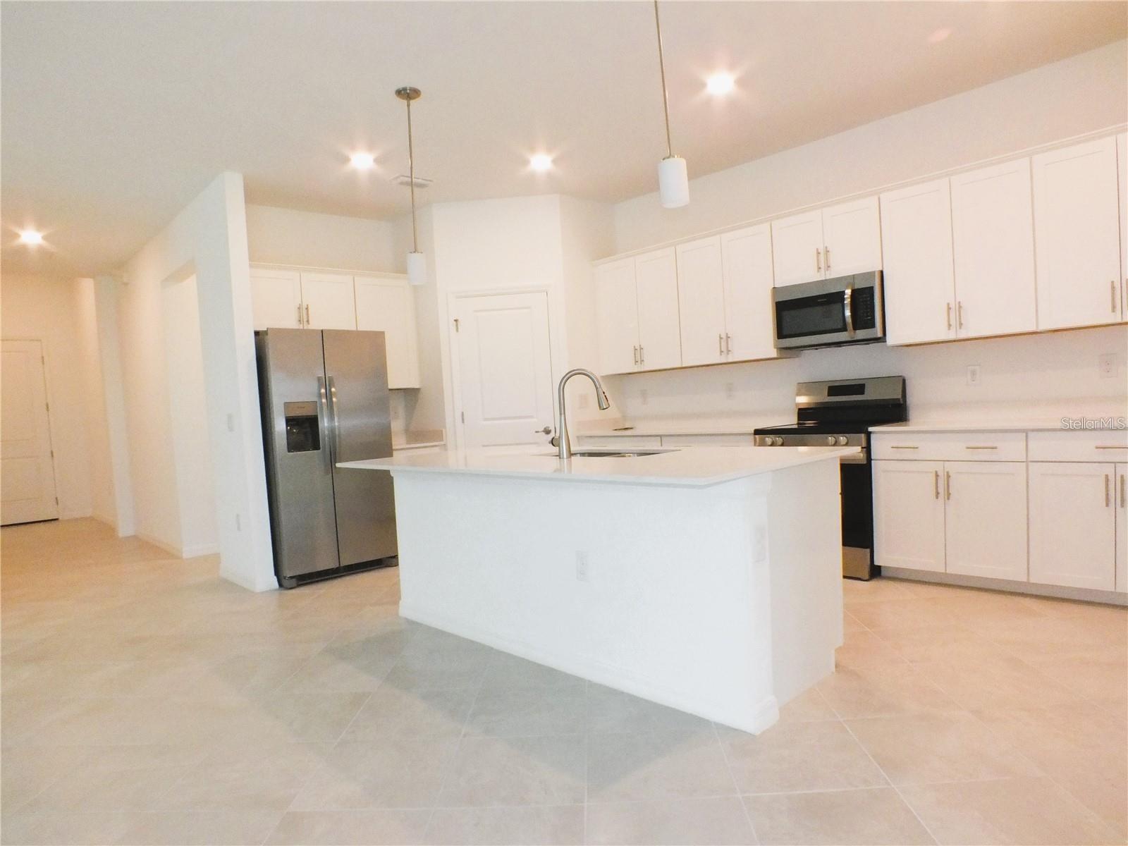 ANTIGUA/WELLEN PARK - Residential Lease