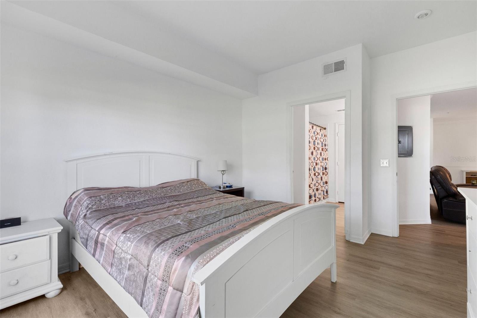 SERENADE ON PALMER RANCH - Residential