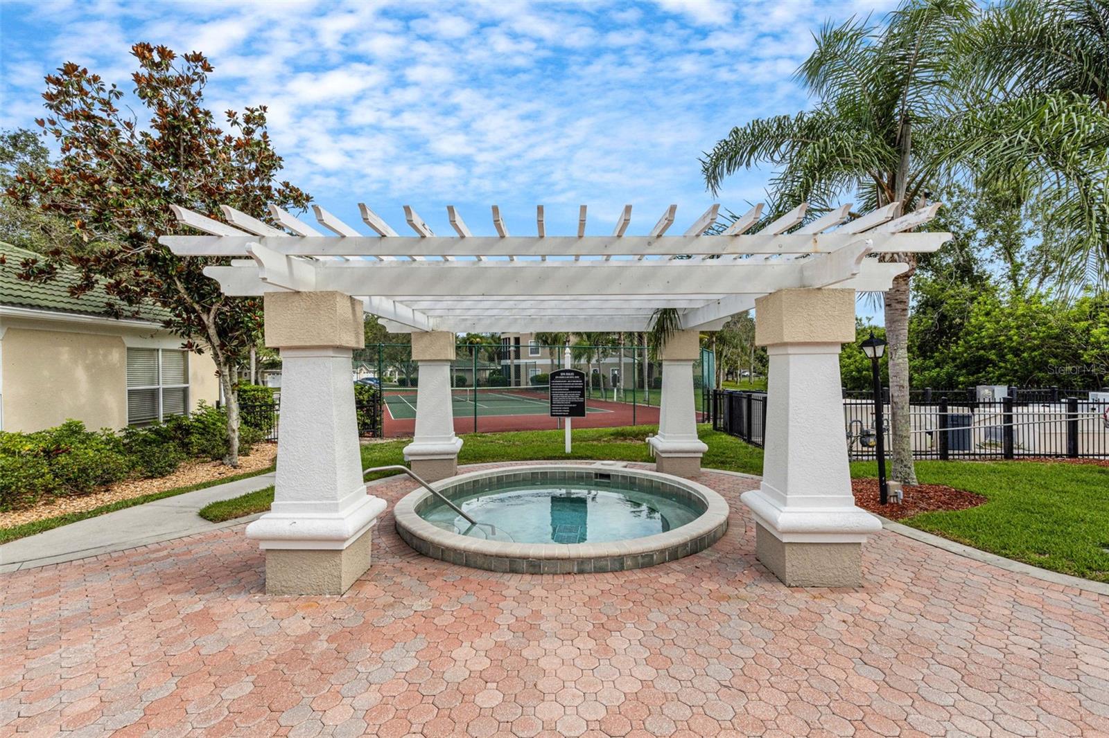 SERENADE ON PALMER RANCH - Residential