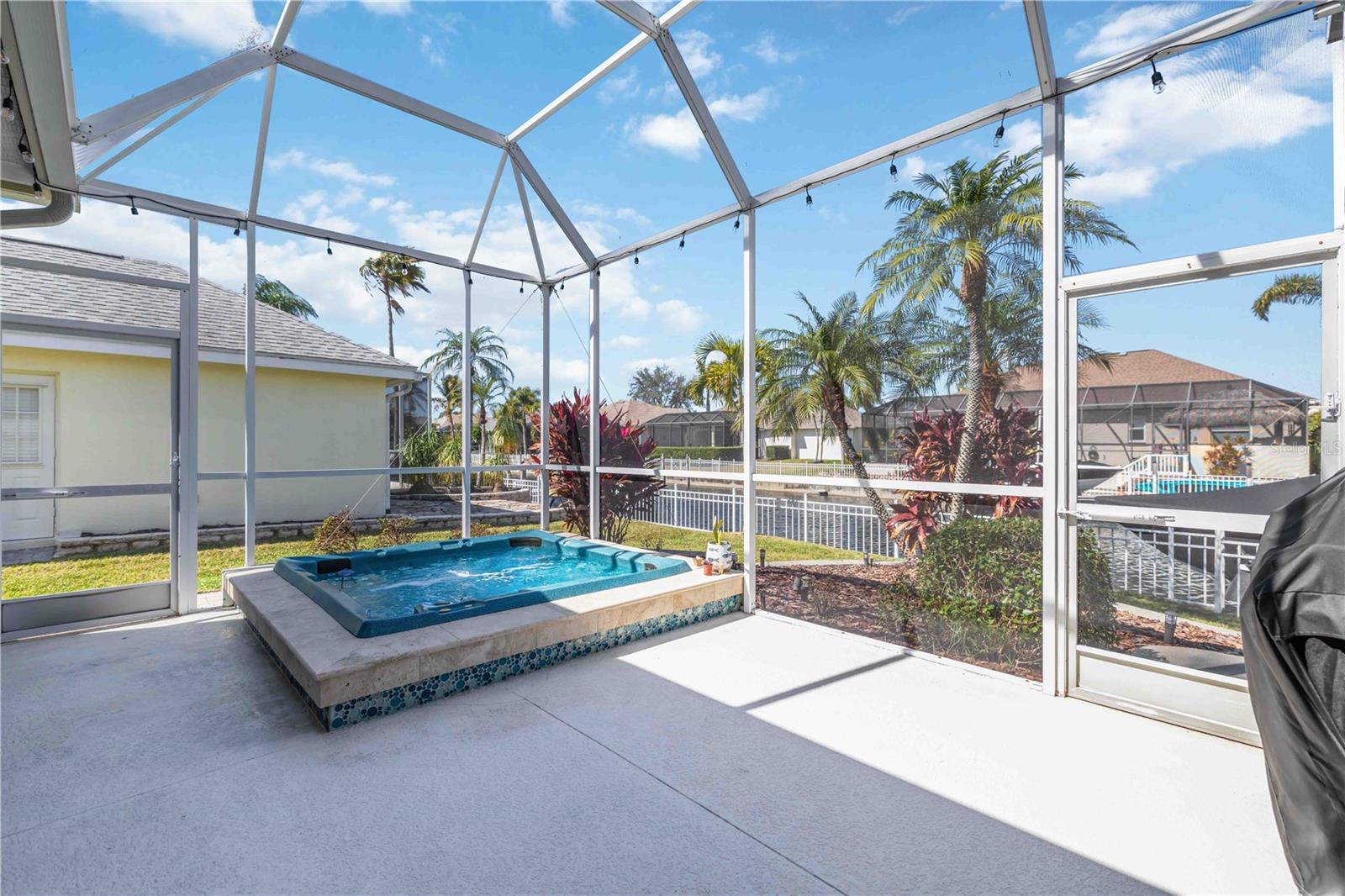 RIVERDALE REV - Residential