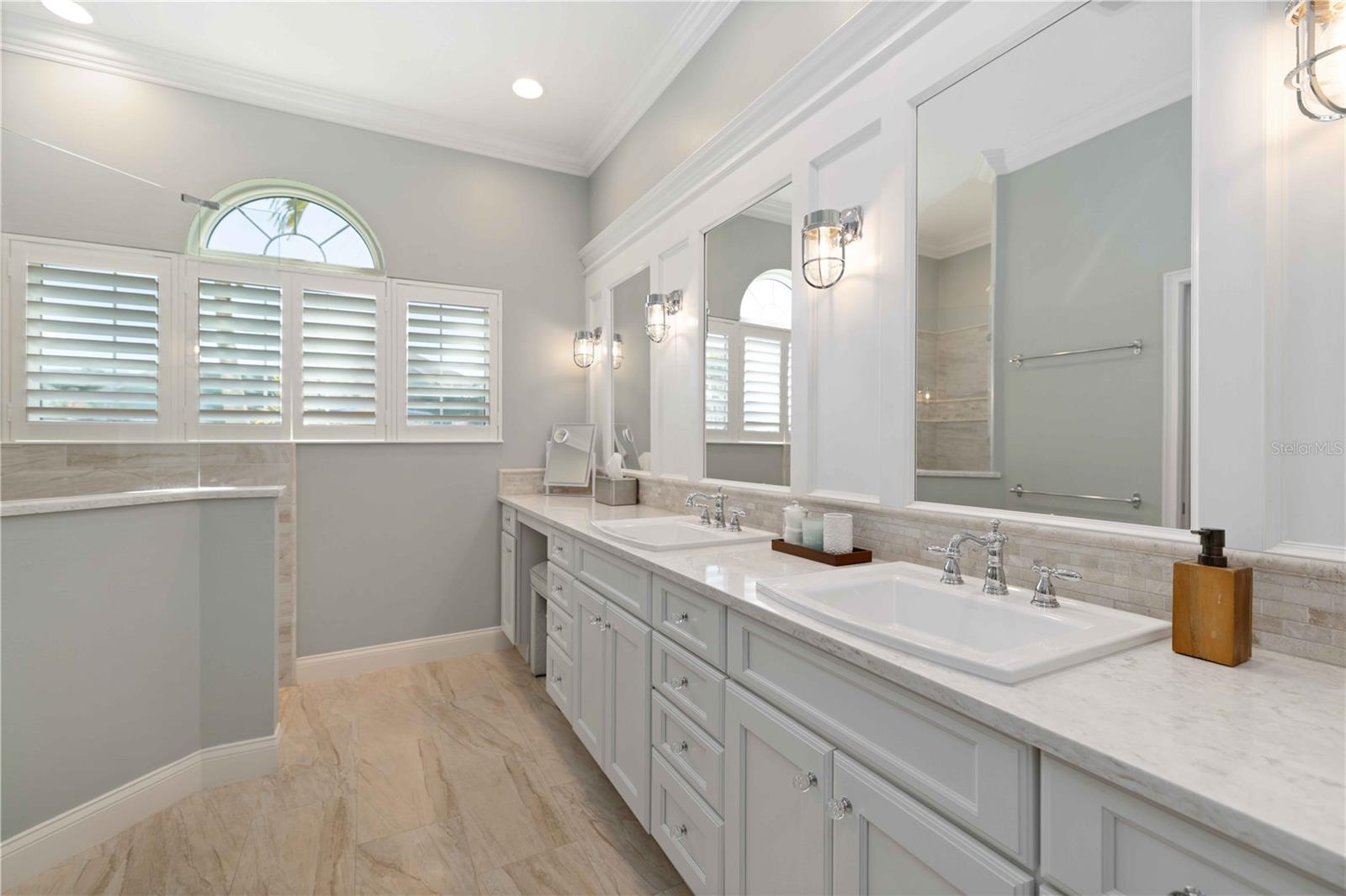 RIVERDALE REV - Residential