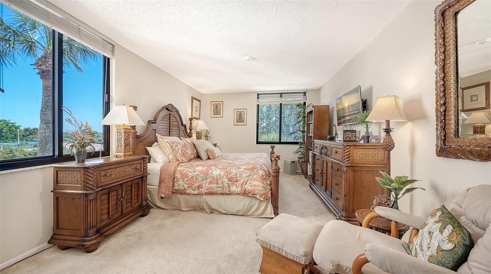 SEAPLACE VI - Residential