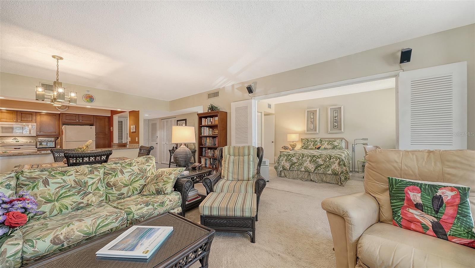 SEAPLACE VI - Residential