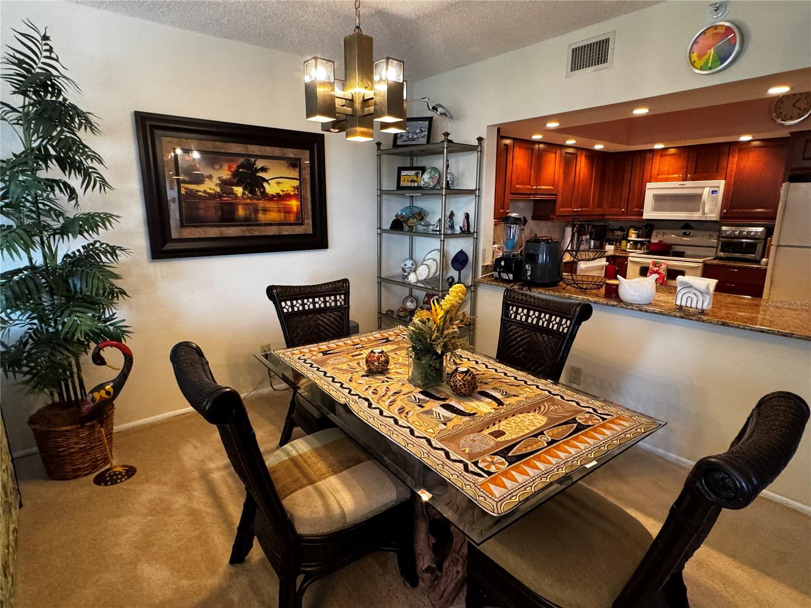 SEAPLACE VI - Residential