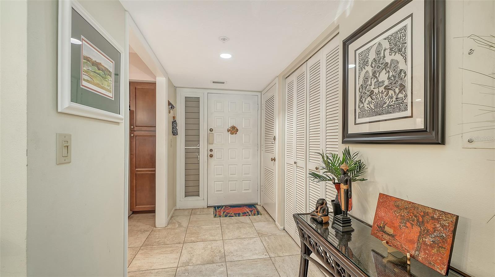 1925 GULF OF MEXICO DRIVE G8-302