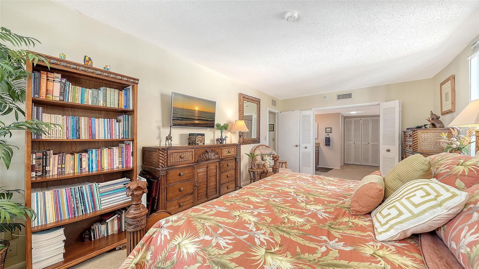 SEAPLACE VI - Residential