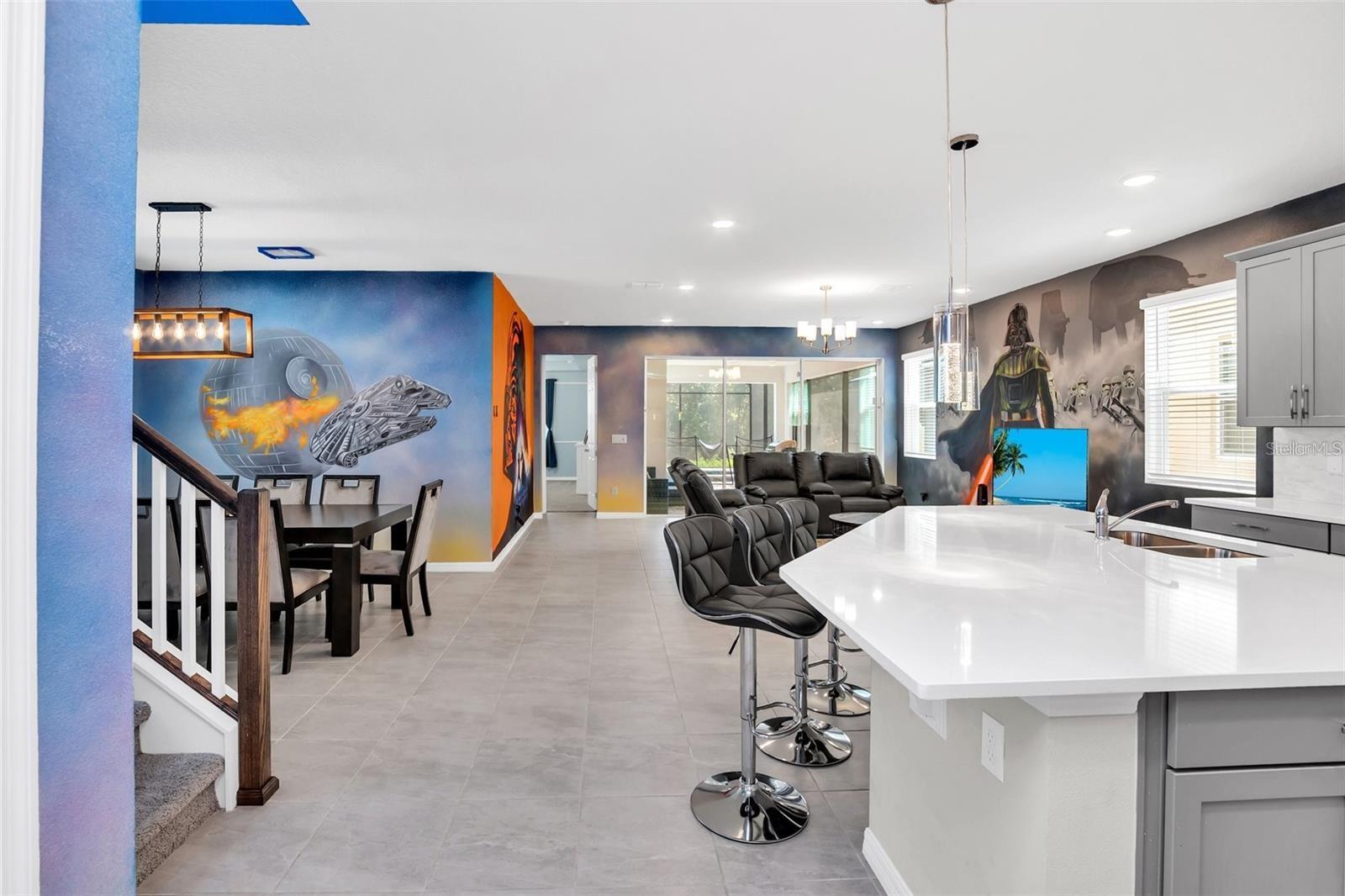 1919 TROPICAL PALMS CIRCLE