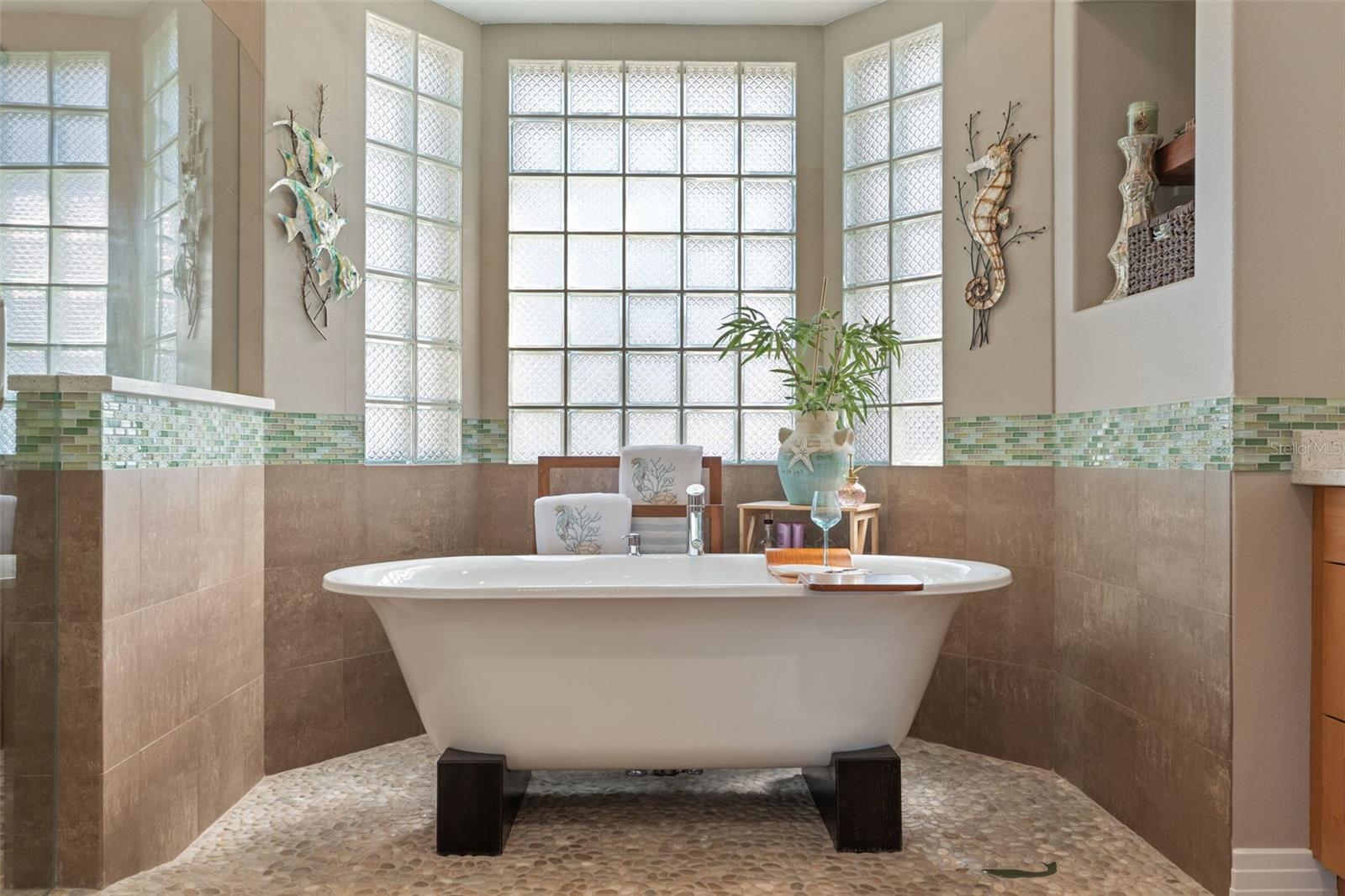 PASADENA POINT ESTATES PH II - Residential