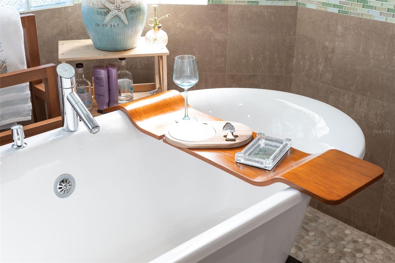 PASADENA POINT ESTATES PH II - Residential