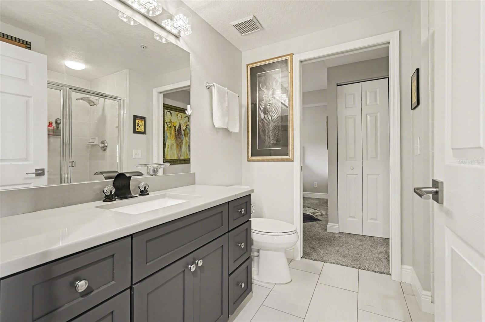 OLEANDER POINTE CONDO PH 02 - Residential
