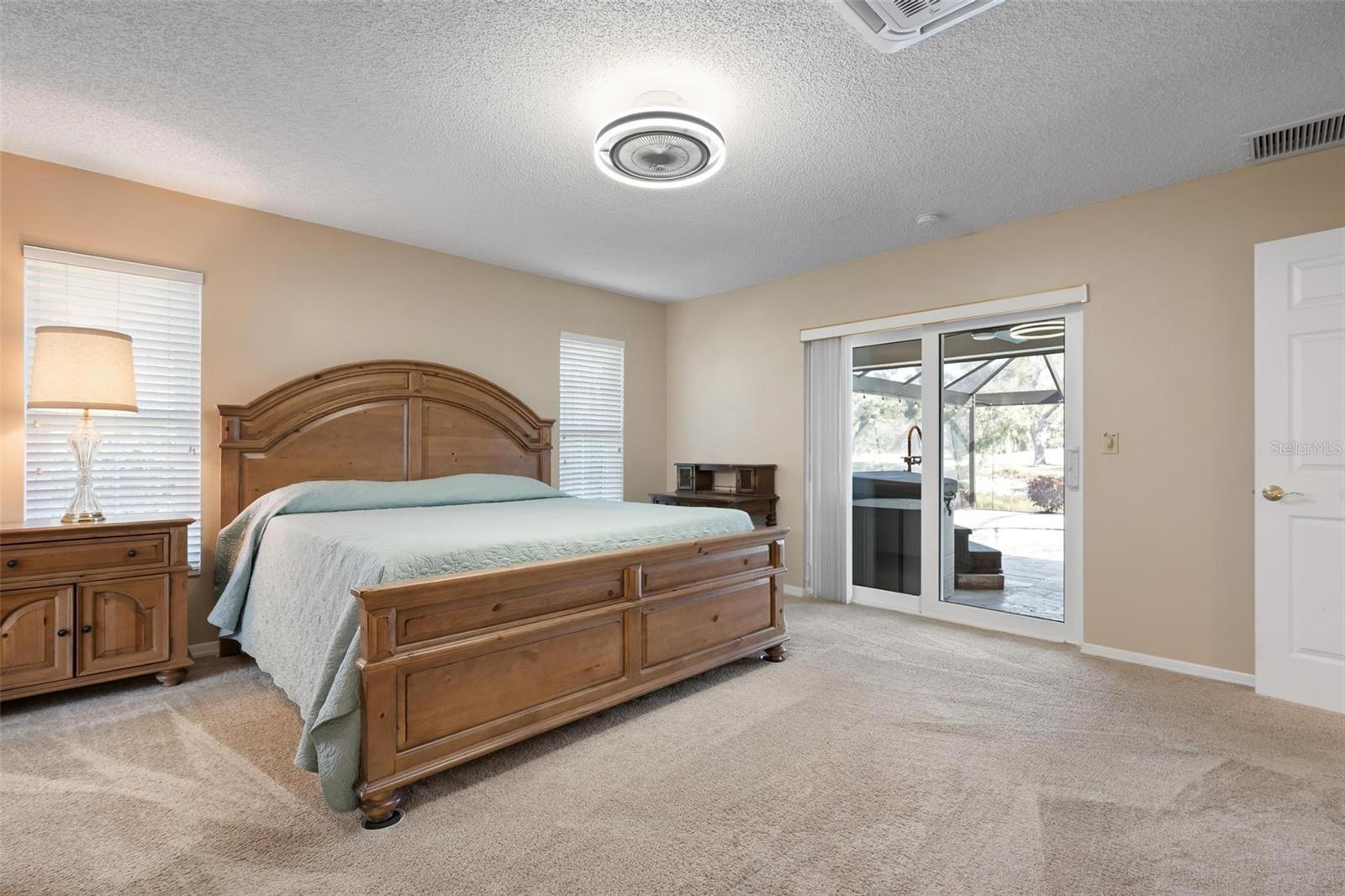 JACARANDA COUNTRY CLUB WEST VILLAGE - Residential