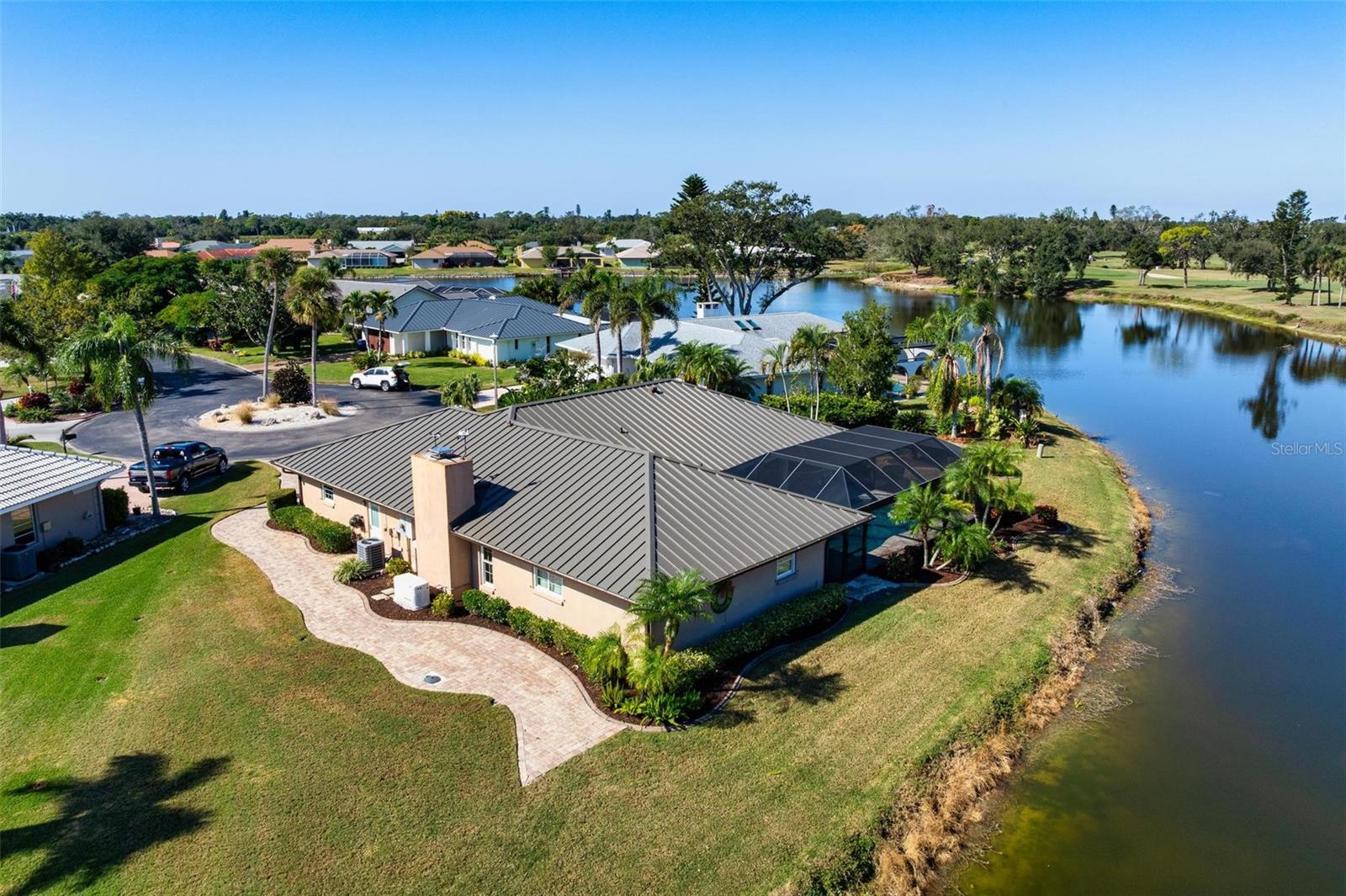 JACARANDA COUNTRY CLUB WEST VILLAGE - Residential