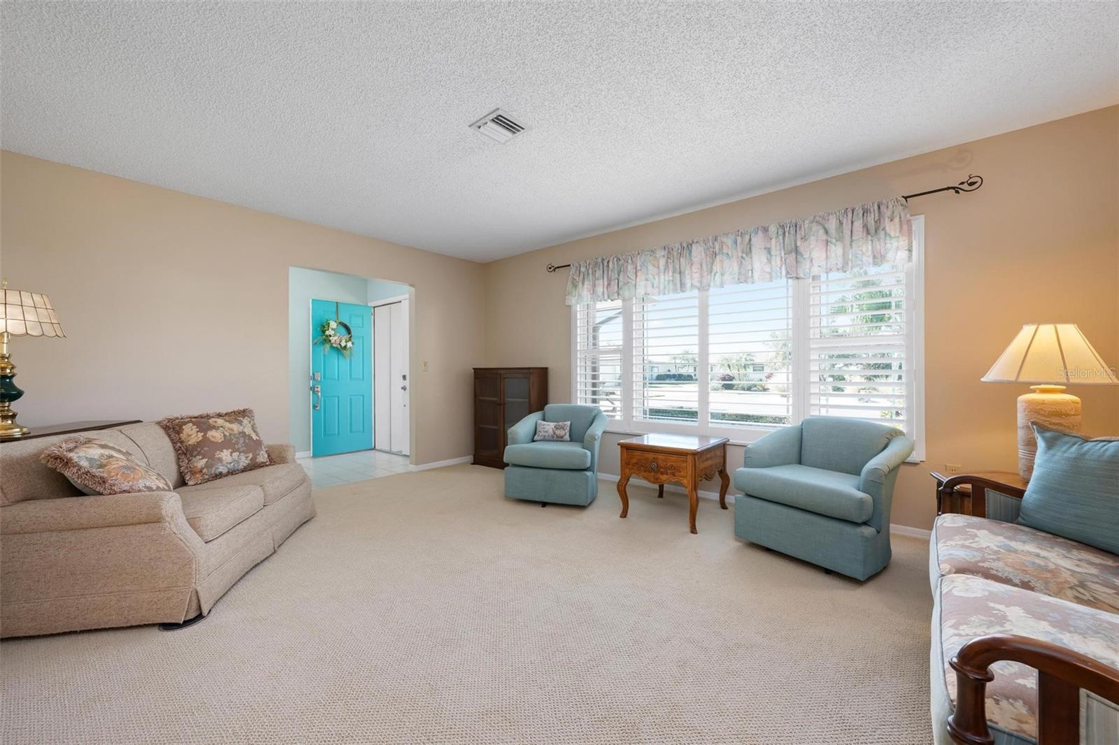 JACARANDA COUNTRY CLUB WEST VILLAGE - Residential