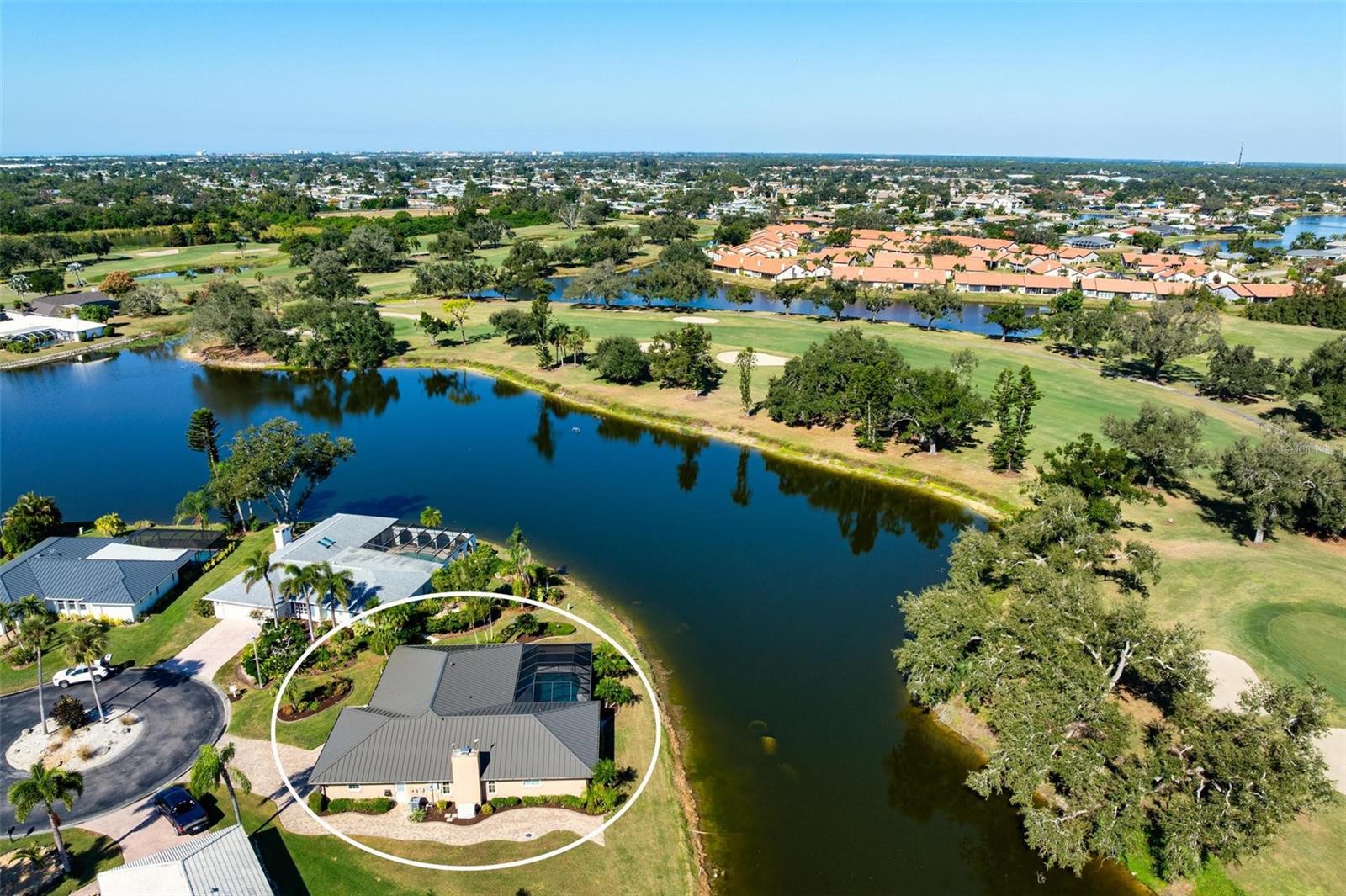 JACARANDA COUNTRY CLUB WEST VILLAGE - Residential