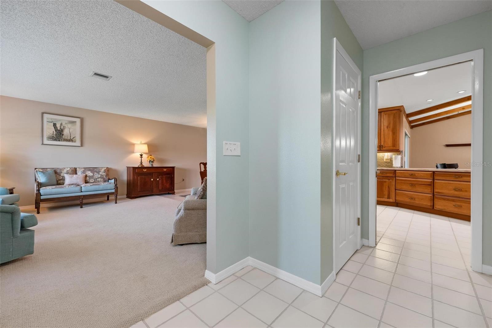 JACARANDA COUNTRY CLUB WEST VILLAGE - Residential