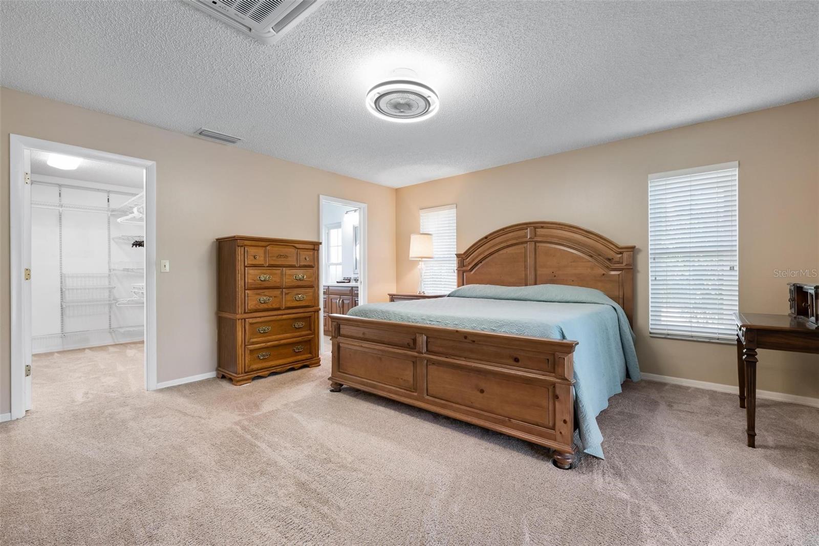 JACARANDA COUNTRY CLUB WEST VILLAGE - Residential