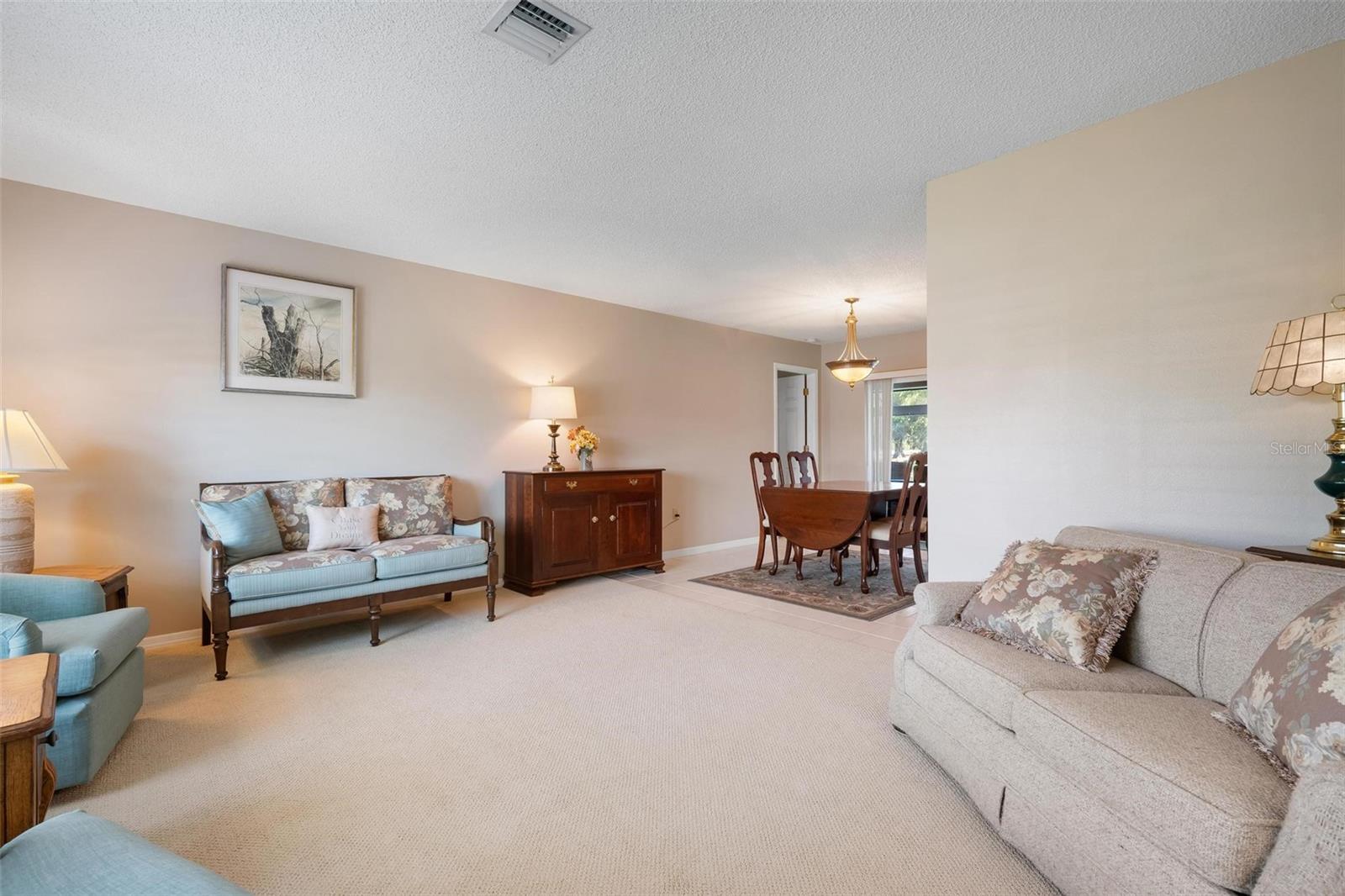 JACARANDA COUNTRY CLUB WEST VILLAGE - Residential