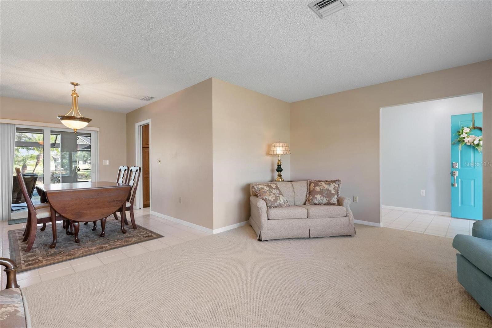 JACARANDA COUNTRY CLUB WEST VILLAGE - Residential