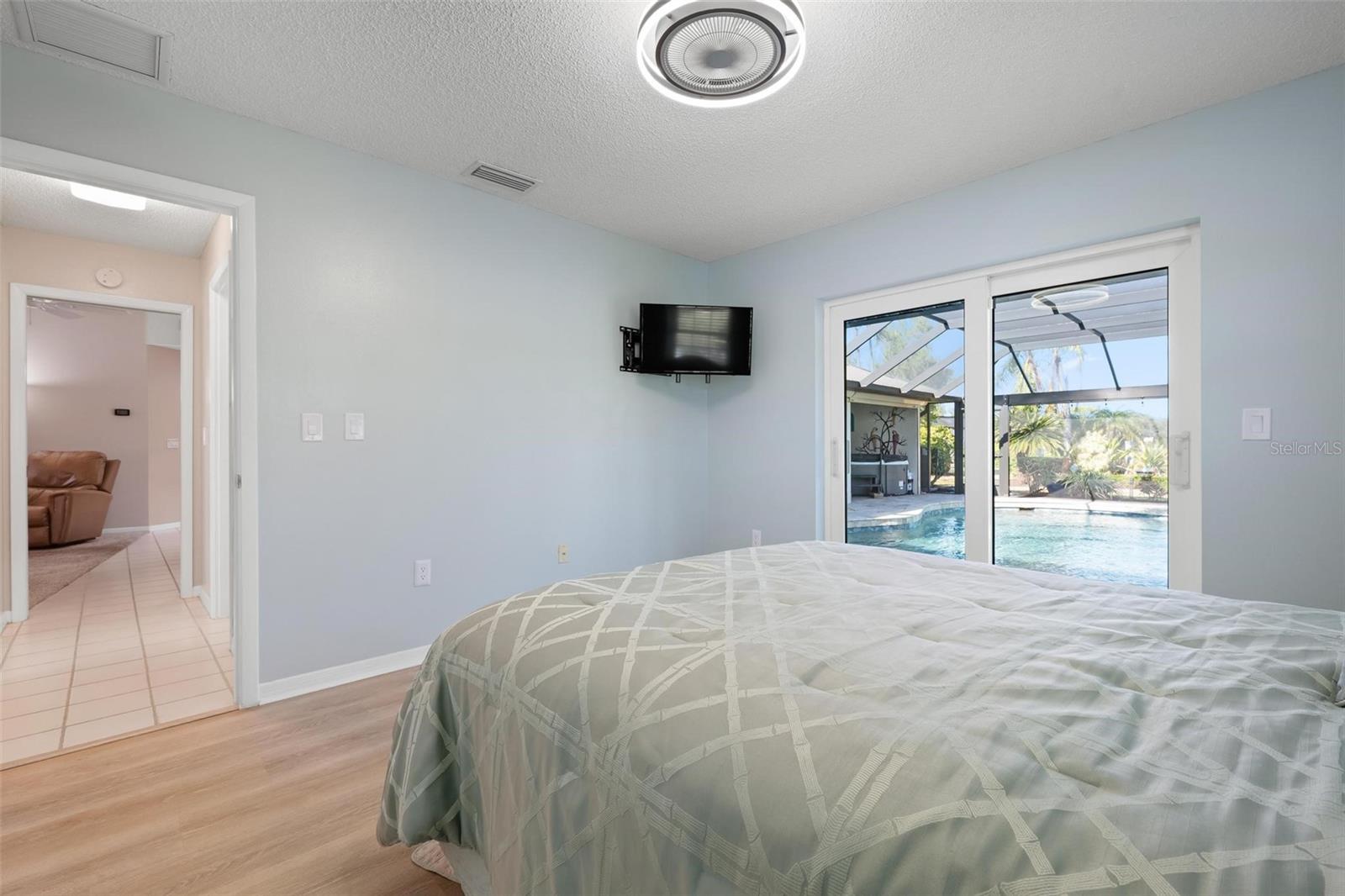 JACARANDA COUNTRY CLUB WEST VILLAGE - Residential