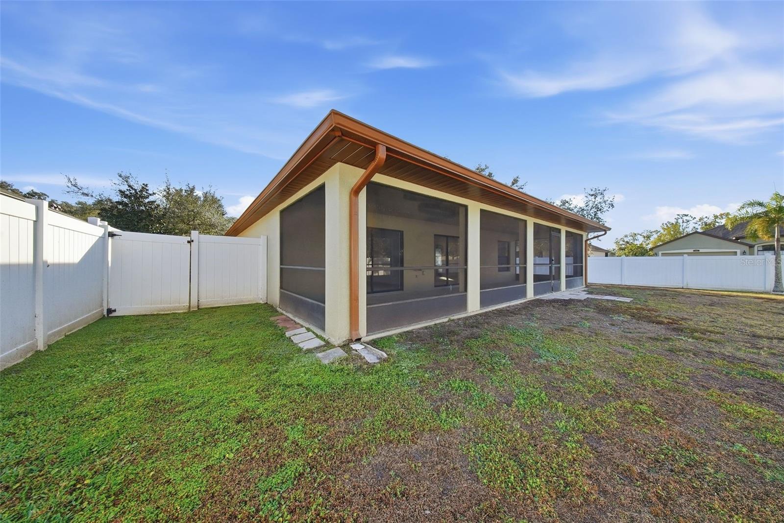 OAK LANDING - Residential