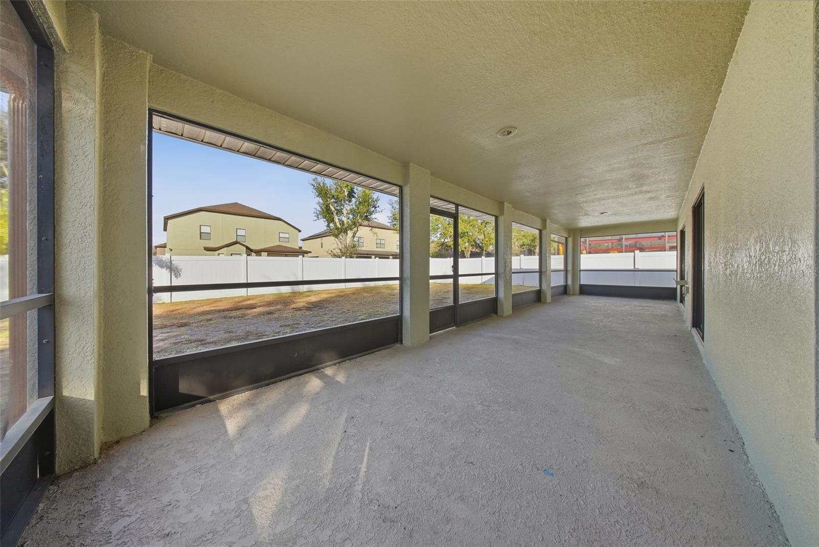 OAK LANDING - Residential