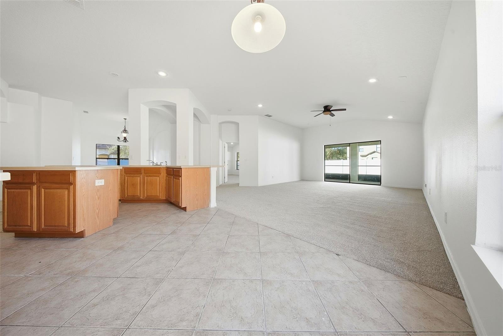 OAK LANDING - Residential