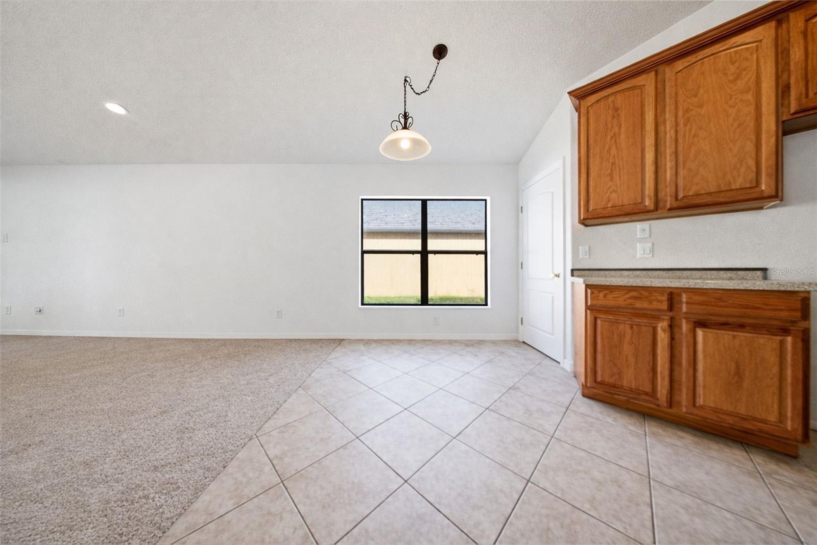 OAK LANDING - Residential