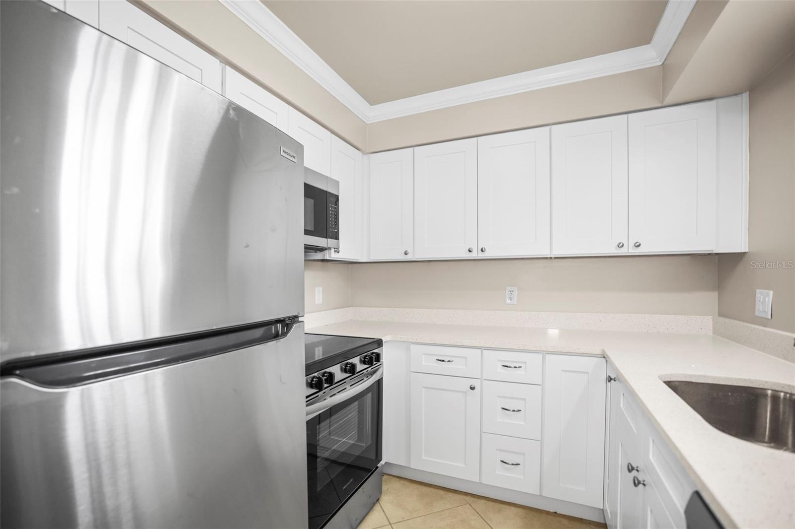 BAREFOOT BEACH RESORT OF INDIAN SHORES - Residential