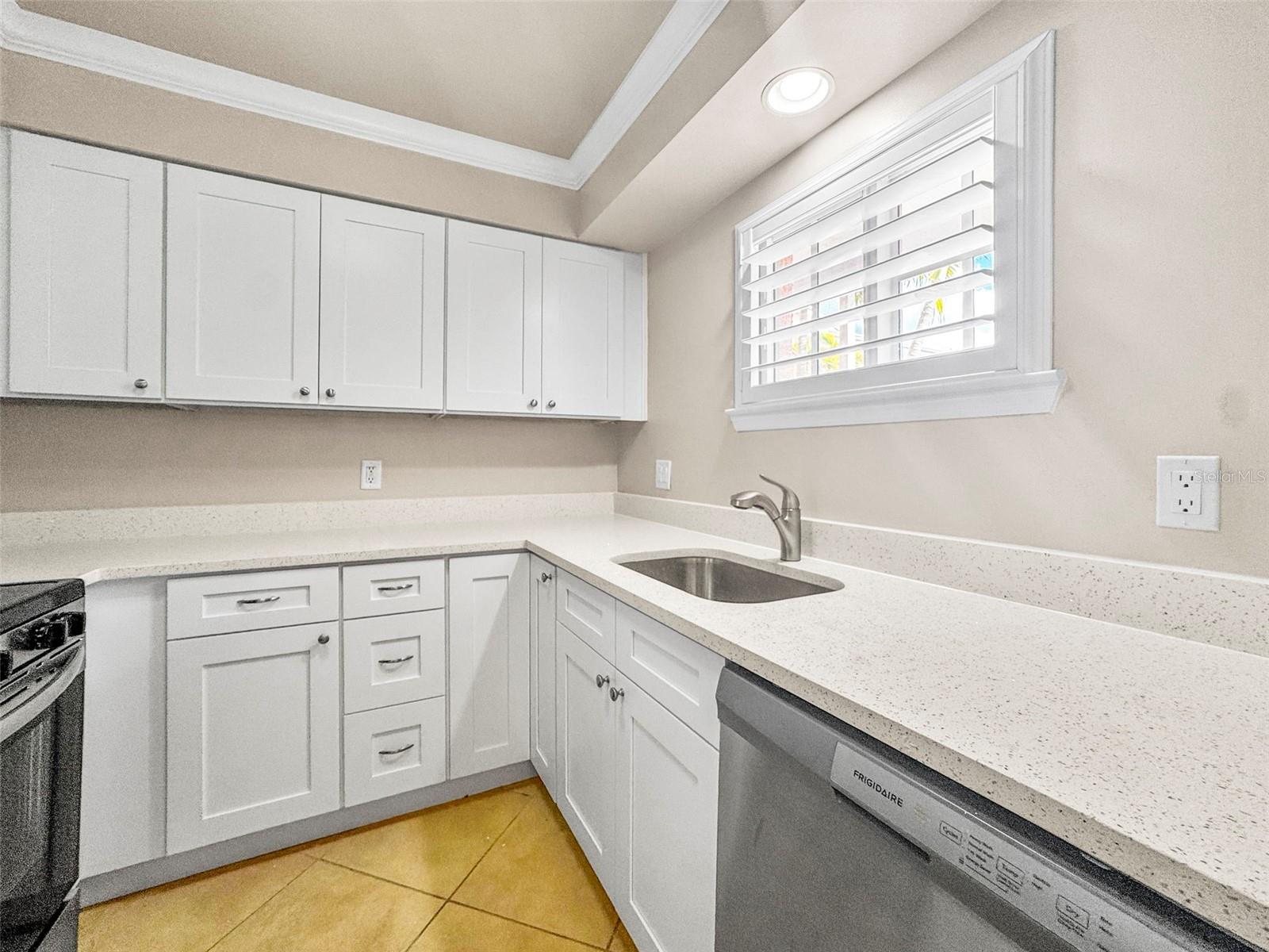 BAREFOOT BEACH RESORT OF INDIAN SHORES - Residential