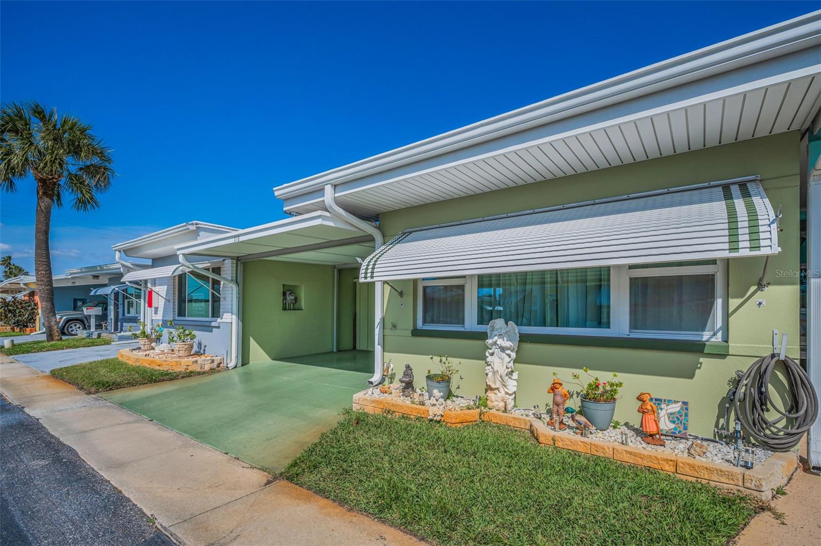 250 ROSERY ROAD NW 218