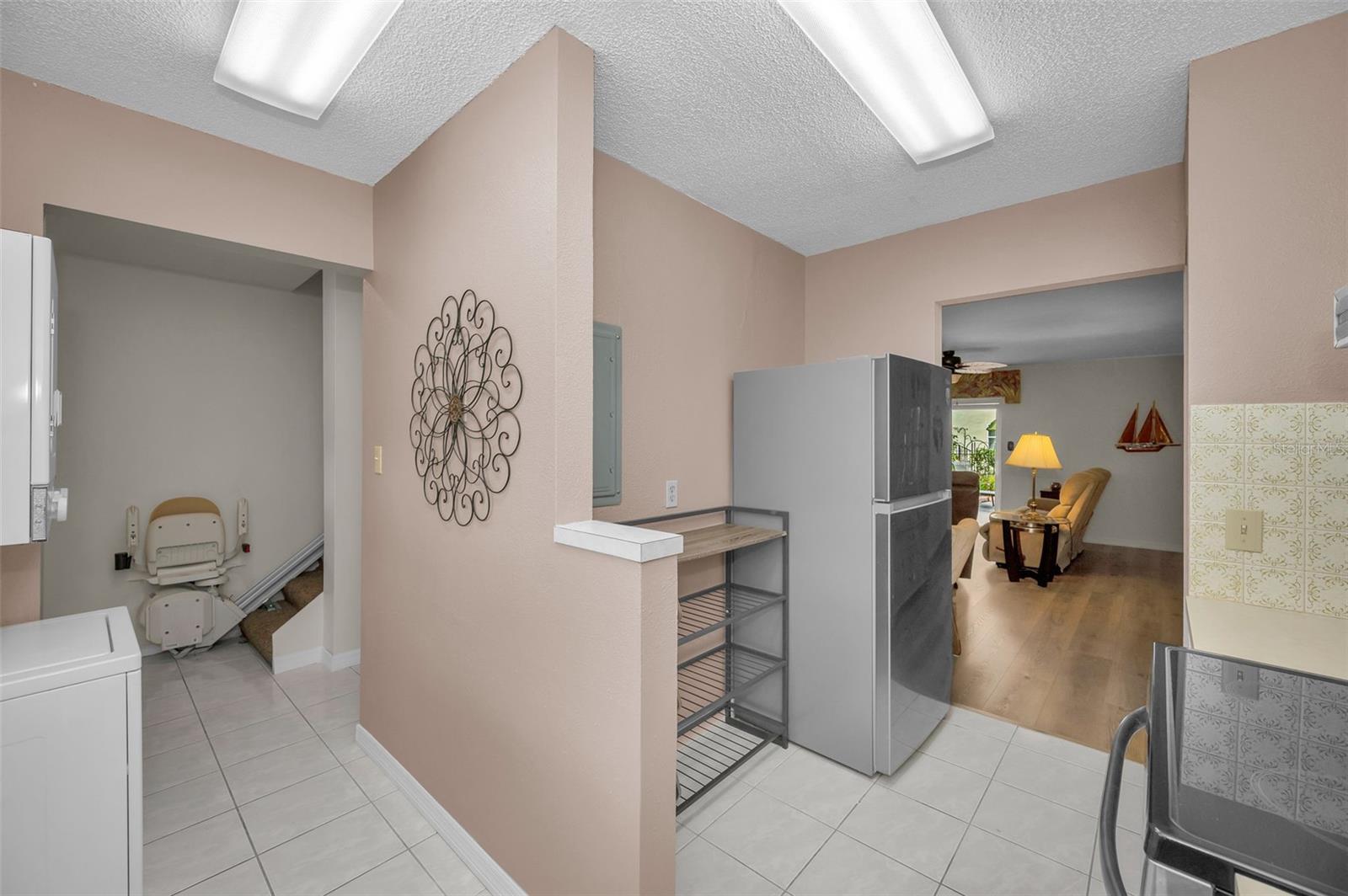 MEDITERRANEAN MANORS - Residential