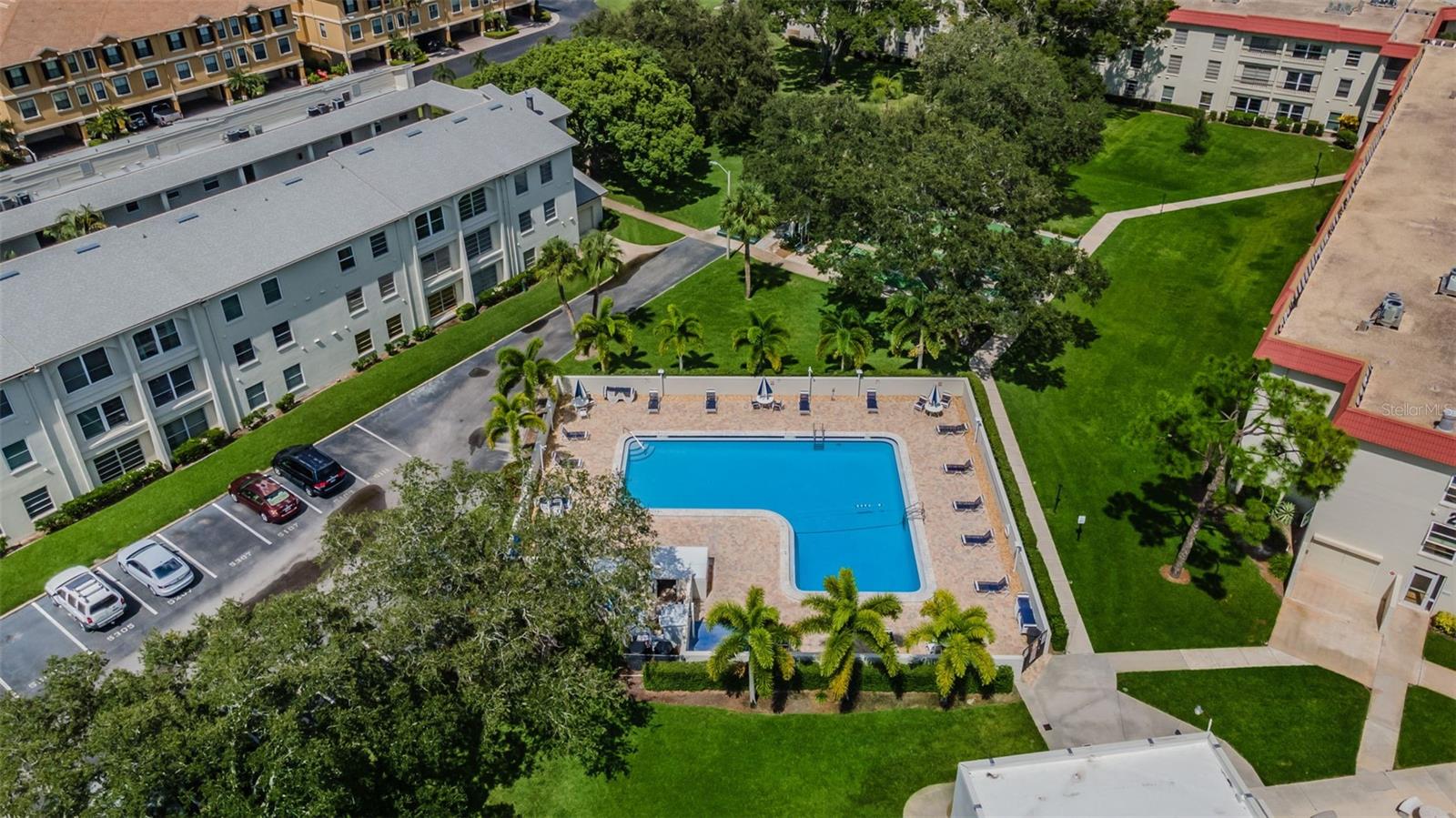 MEDITERRANEAN MANORS - Residential