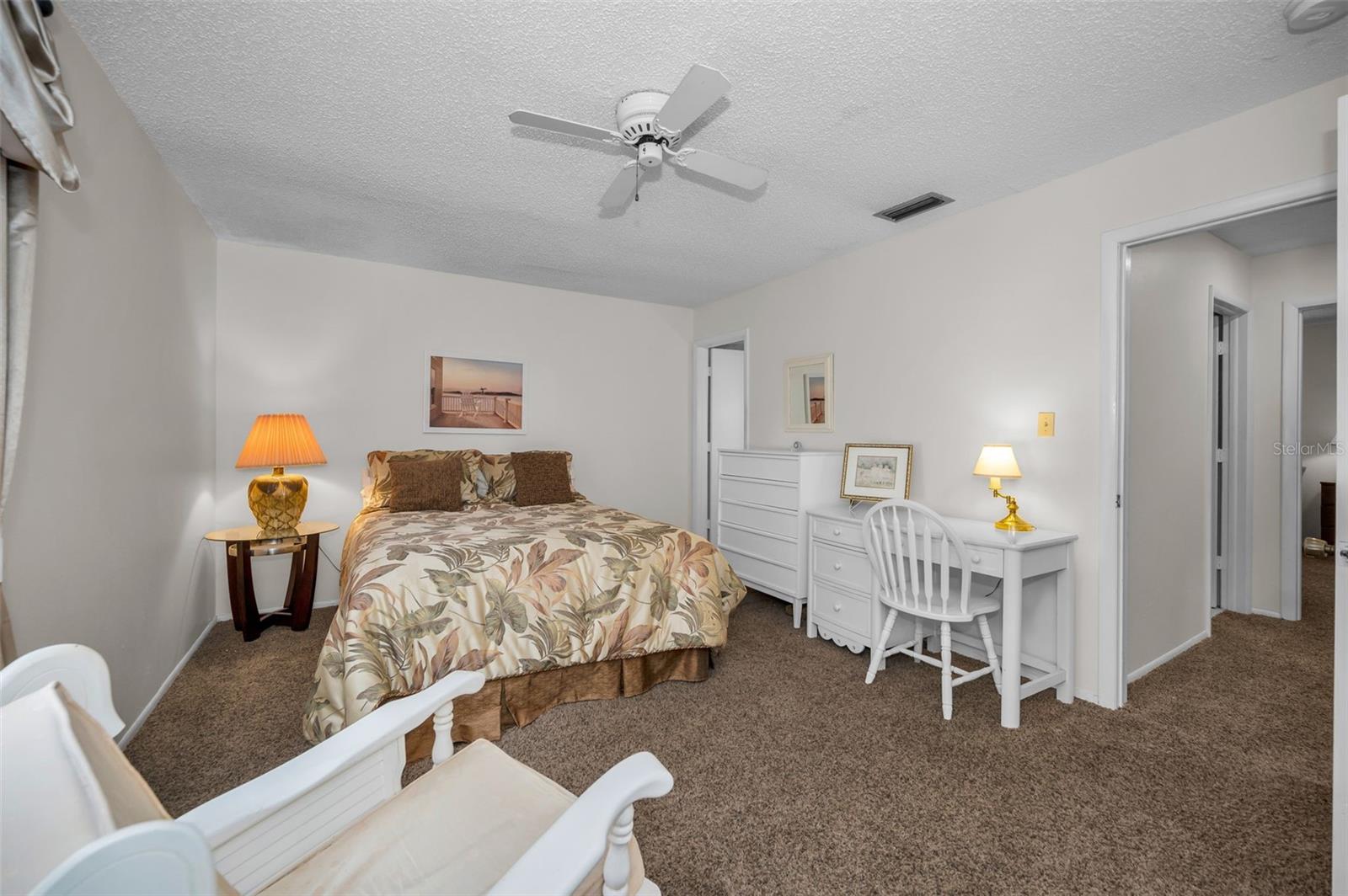 MEDITERRANEAN MANORS - Residential